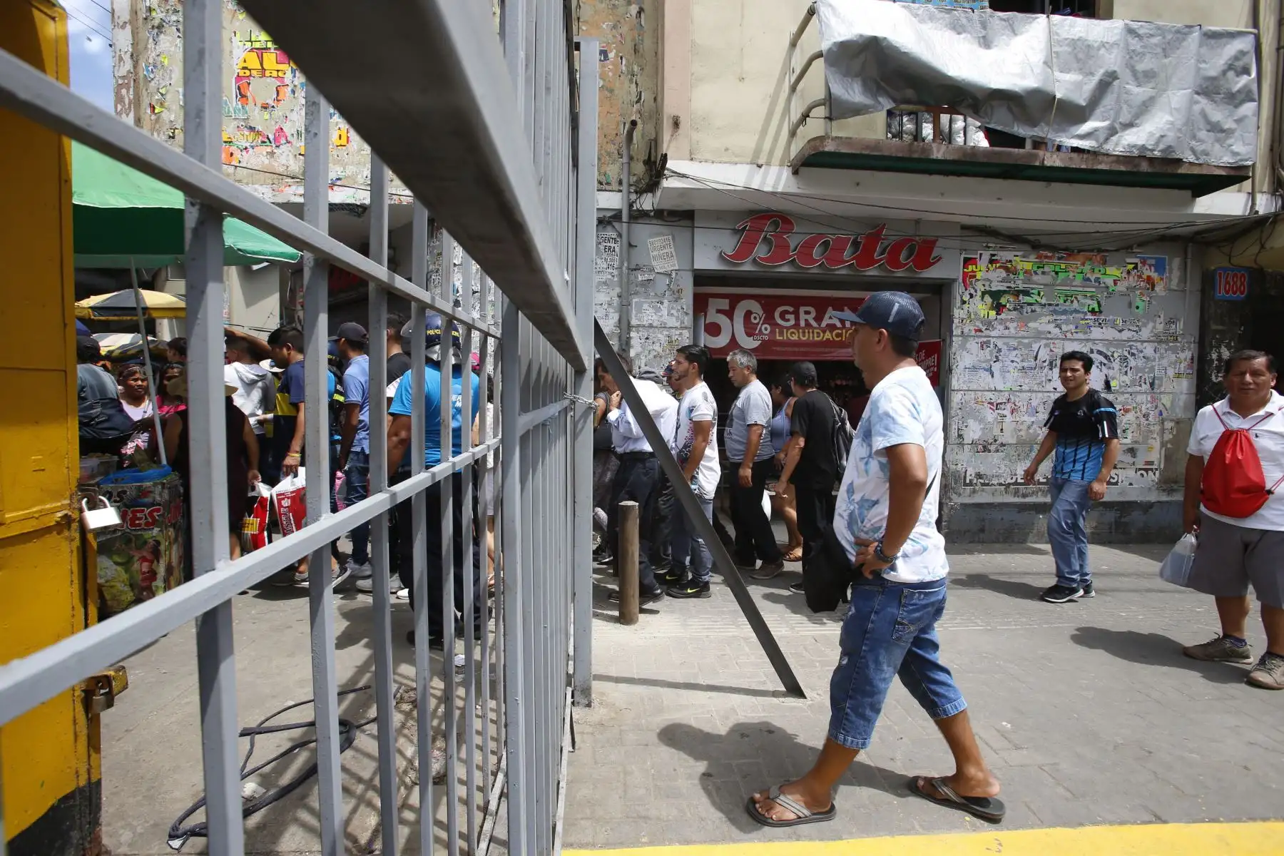 Emporio comercial de Gamarra abre nuevamente después del cumplimiento de cierre por 72 horas. Foto: ANDINA/Nathalie Sayago