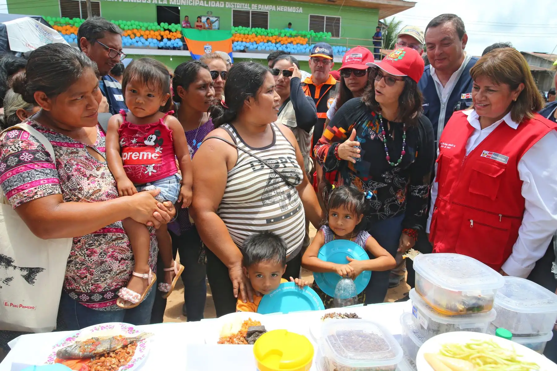 Primera dama  Maribel Díaz participa en acción cívica multisectorial en el distrito de Pampa Hermosa, Loreto.
Foto: ANDINA/Prensa Presidencia