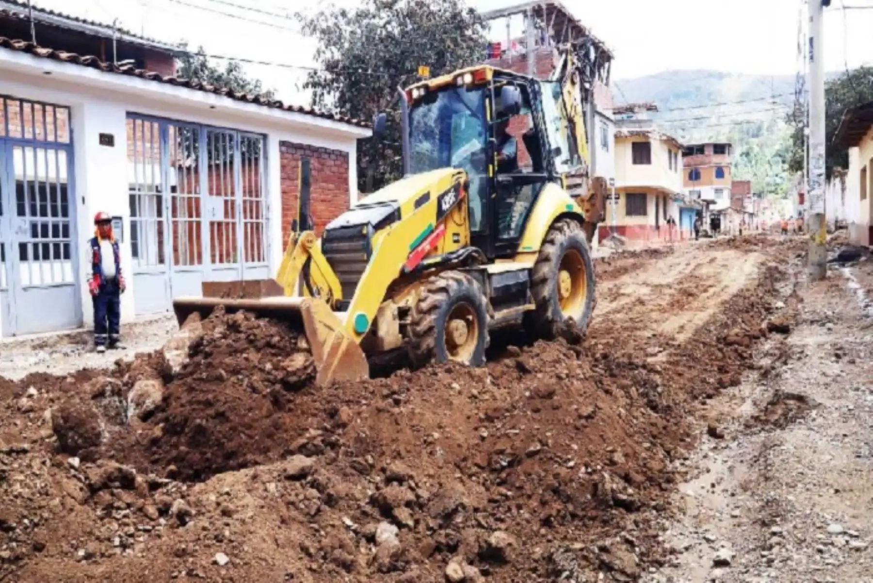 La Autoridad para la Reconstrucción con Cambios (ARCC) dispuso que se transfiera 1,044 intervenciones de reconstrucción de diversos sectores del Gobierno Nacional y de algunos gobiernos regionales hacia municipios provinciales y distritales.