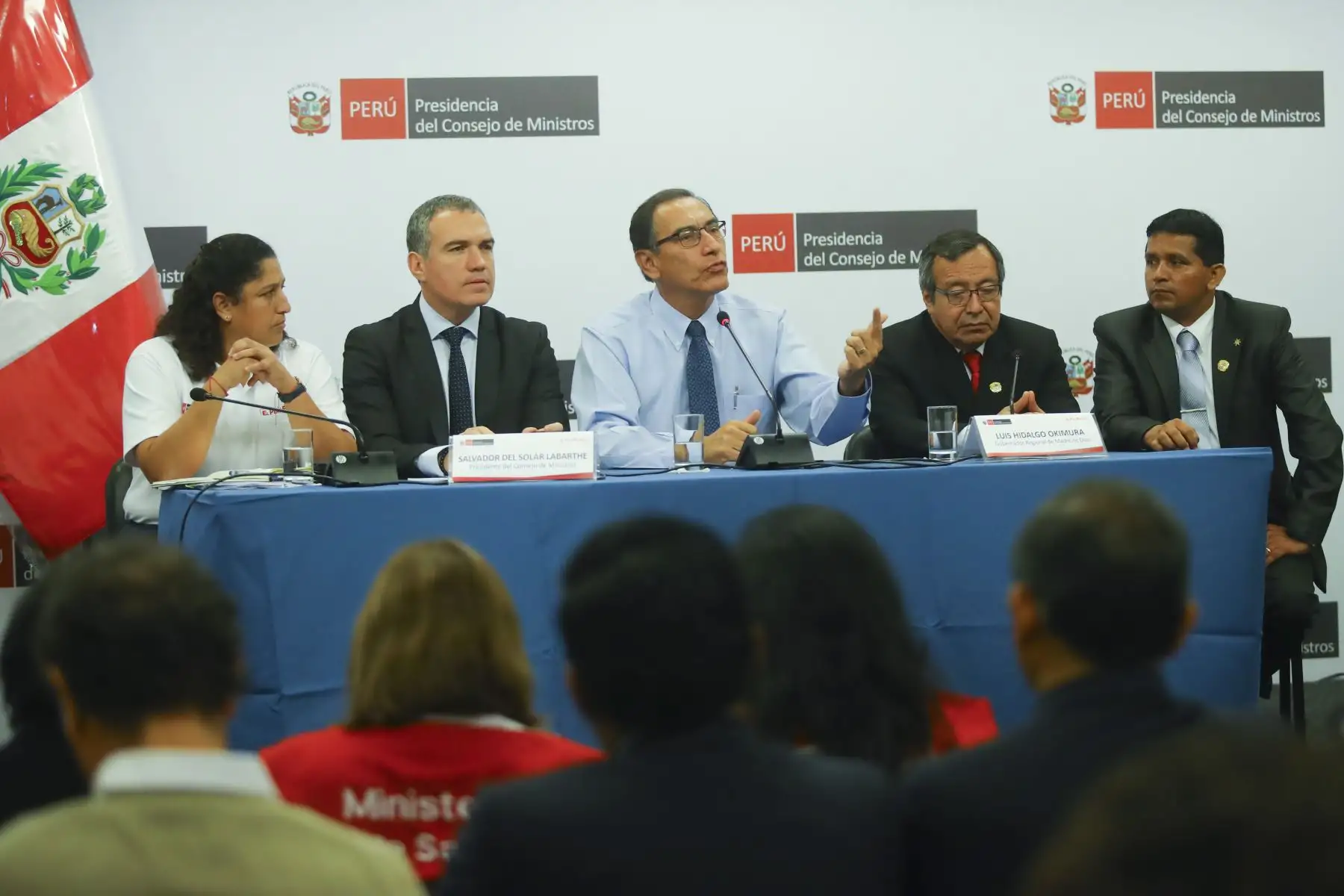 El presidente Martin Vizcarra dio a conocer los importantes acuerdos alcanzados con los alcaldes de Madre de Dios, al termino del Muni Ejecutivo. Foto: ANDINA/Prensa Presidencia