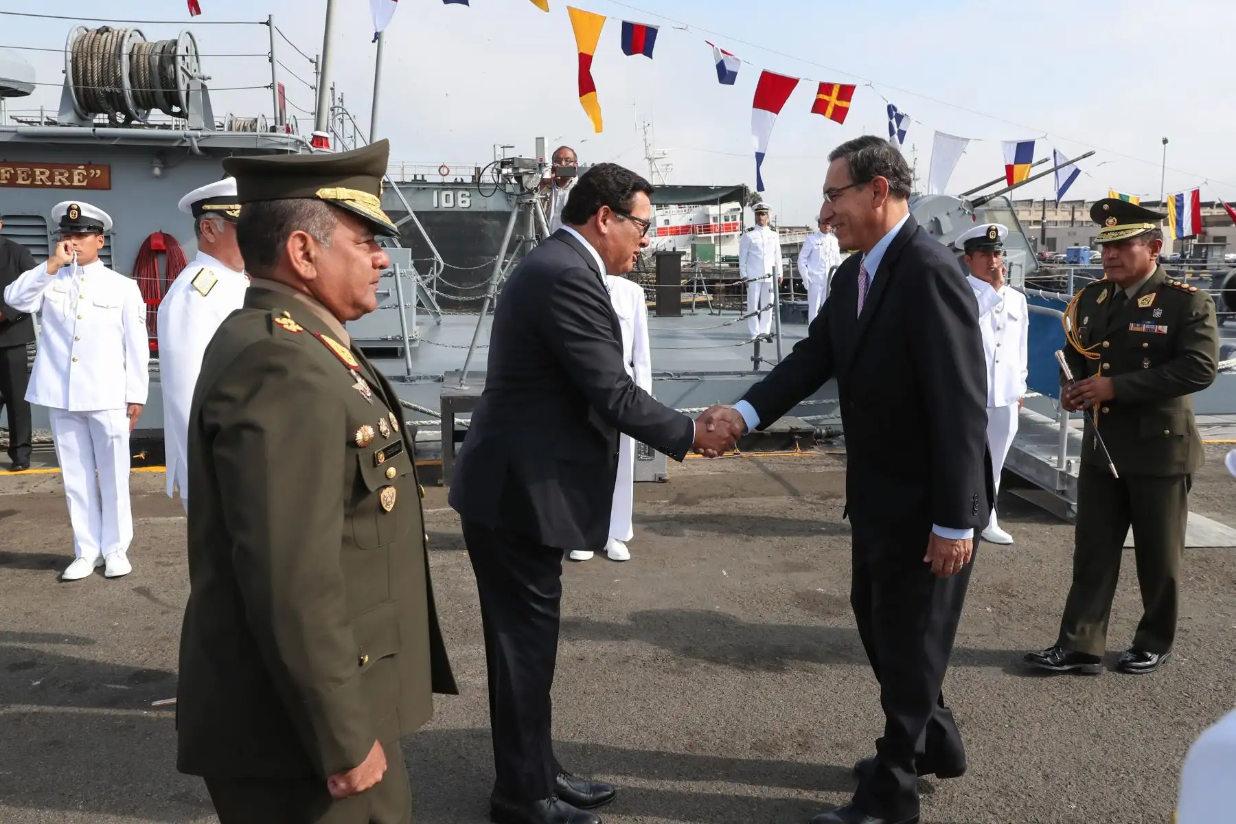 Presidente Vizcarra presidió ceremonia de zarpe del BAP Unión y arribo del BAP Carrasco.
Foto: ANDINA/ MINDEF