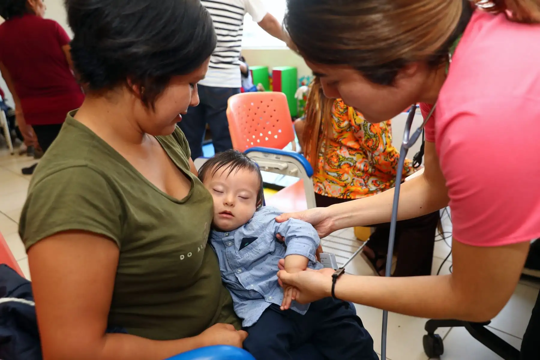 En el marco del día Mundial del Síndrome de Down,el Instituto Nacional de Salud del Niño San Borja-INSN organiza jormada de salud  integral  para niños con Síndrome de Down .Foto: ANDINA/Norman Córdova