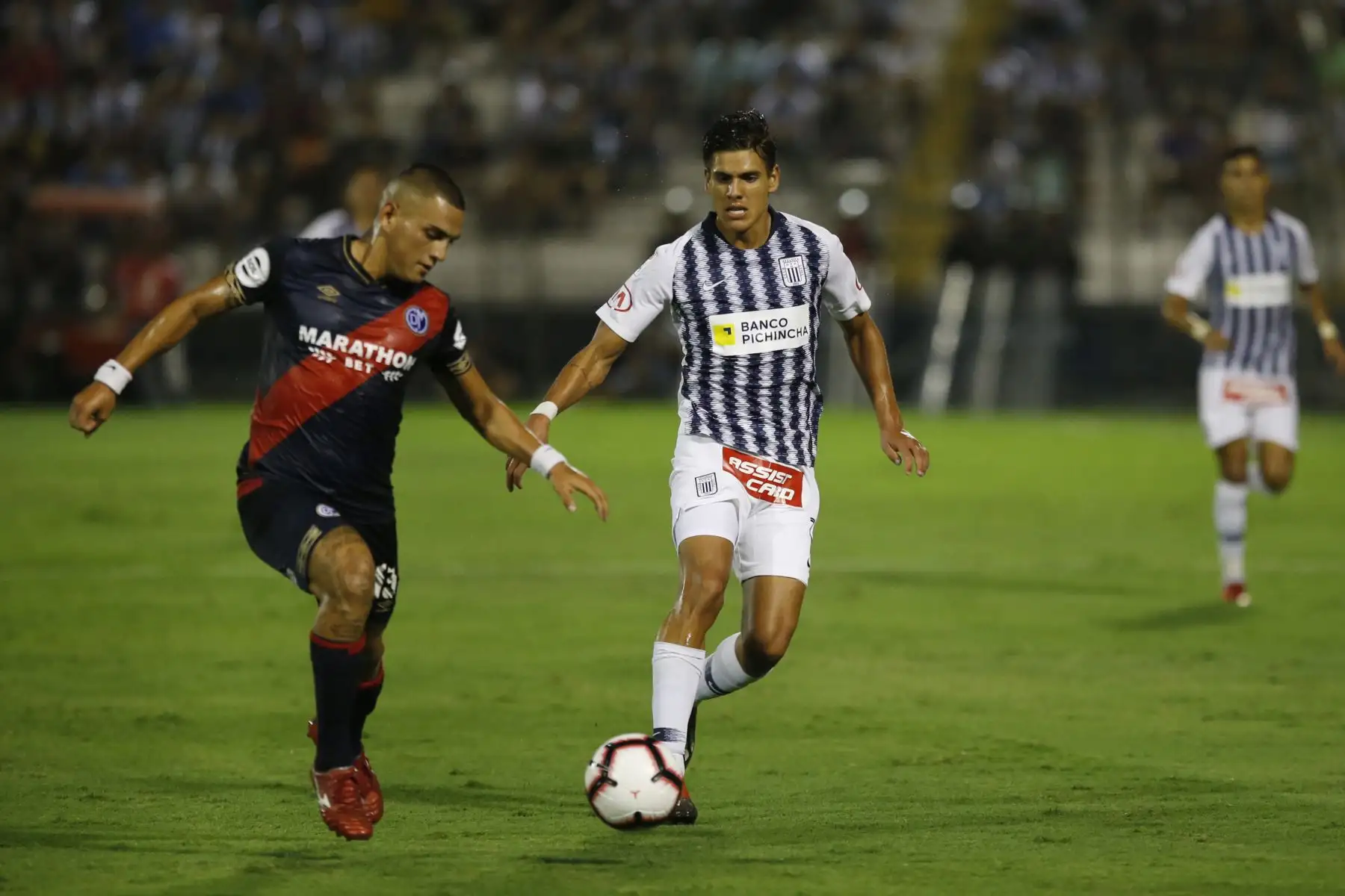 Alianza empata 2 - 2 con Deportivo Municipal en Matute. Foto: ANDINA/Nathalie Sayago
