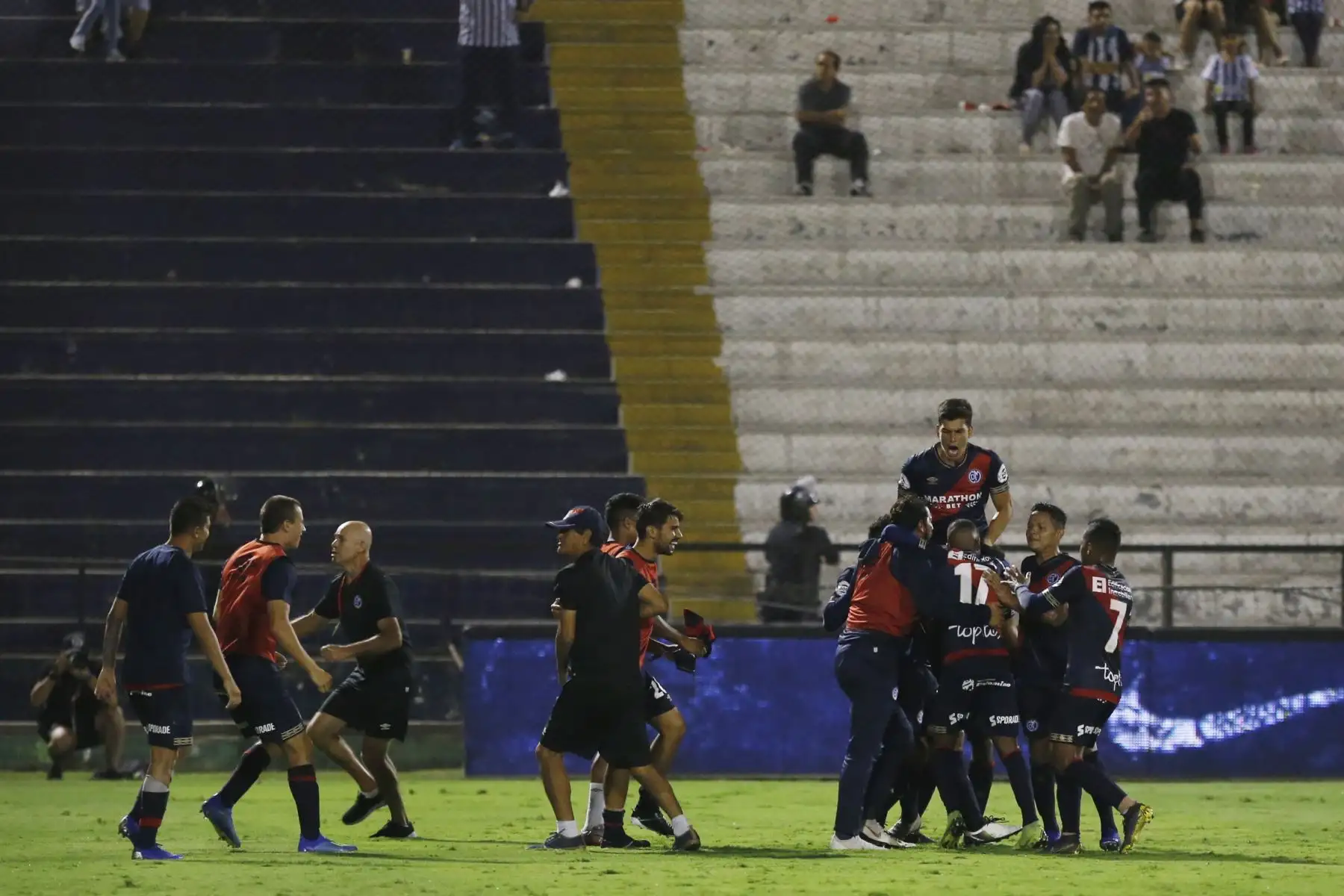 Alianza empata 2 - 2 con Deportivo Municipal en Matute. Foto: ANDINA/Nathalie Sayago