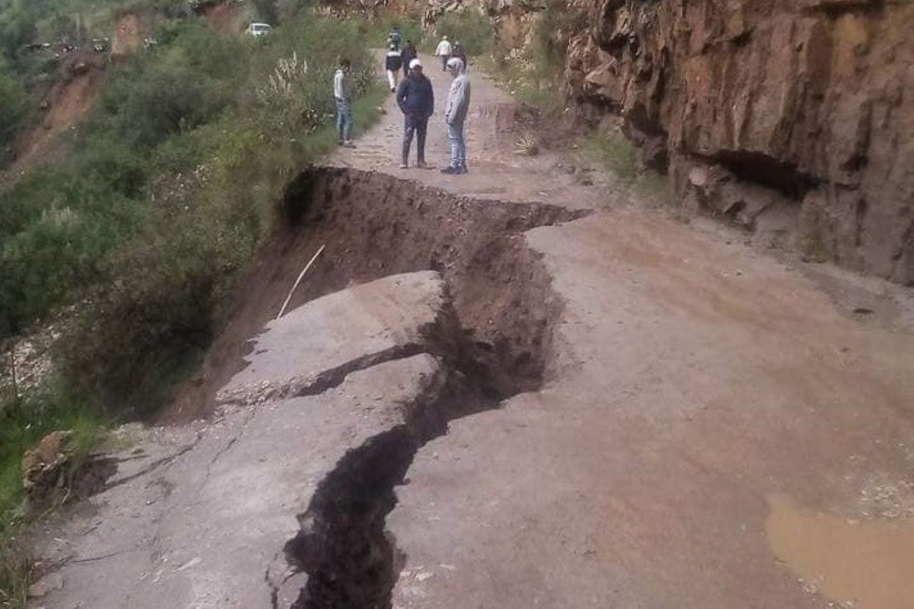 Derrumbe por lluvias intensas aíslan a cuatro distritos de provincia de Sihuas, región Áncash. ANDINA/Difusión