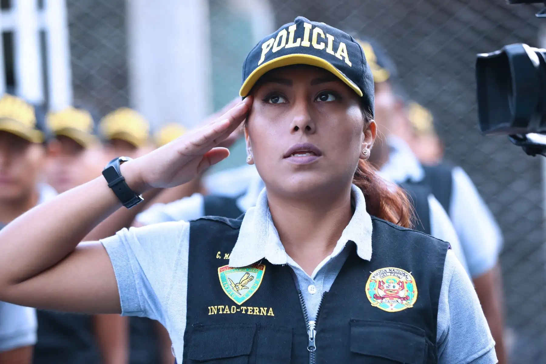 El Gral. PNP Mario Arata Bustamante, jefe de la Región Policial Lima preside la ceremonia de Premiación de 21 efectivos policiales por haber participado en intervenciones meritorias, durante el mes de enero. Foto: ANDINA/Norman Córdova