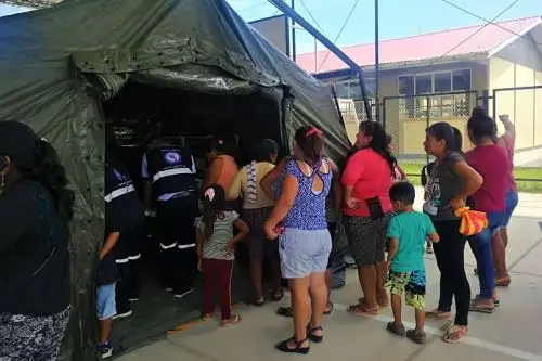 Durante la Campaña de Atención Integral Intercultural en el distrito de La Matanza se trasladó a niña de 3 años que sufrió quemaduras en las manos.
