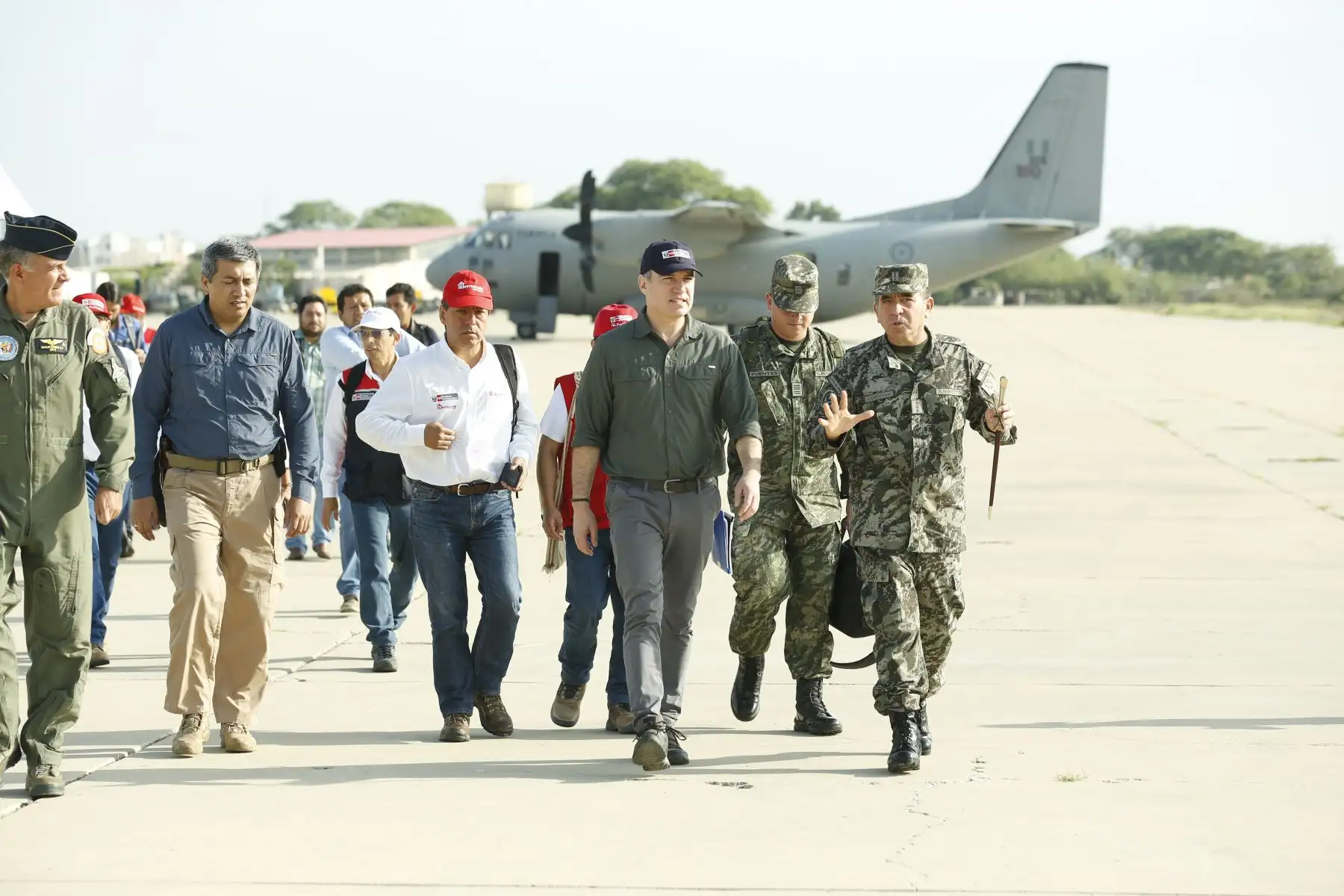 Presidente del Consejo de Ministros, Salvador del Solar Labarthe, inspeccionó diversos trabajos en la ejecución de carreteras, puentes, canales, reforzamiento de diques y construcción de viviendas en Piura. Foto: ANDINA/PCM