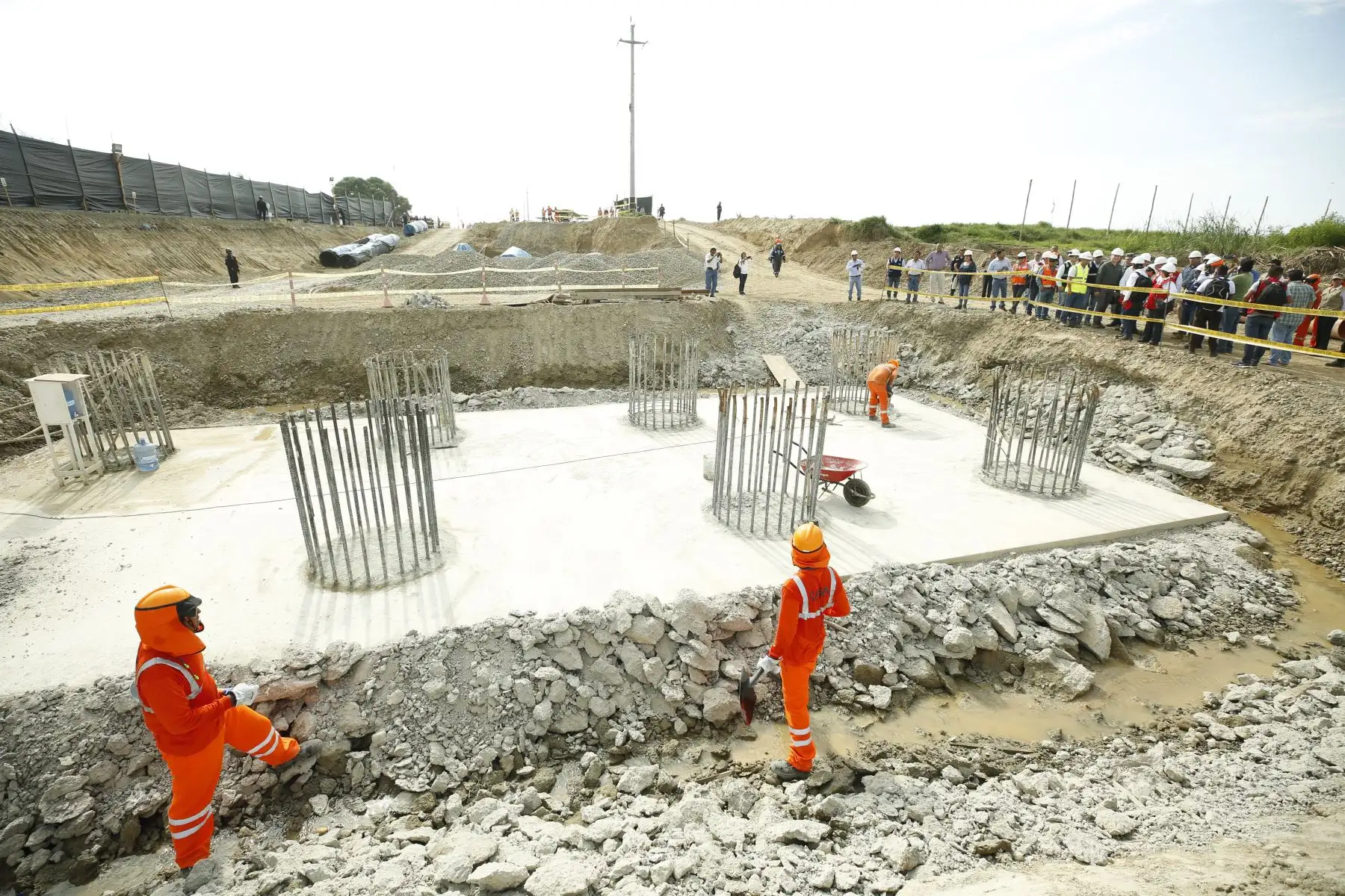 Presidente del Consejo de Ministros, Salvador del Solar Labarthe, inspeccionó diversos trabajos en la ejecución de carreteras, puentes, canales, reforzamiento de diques y construcción de viviendas en Piura. Foto: ANDINA/PCM