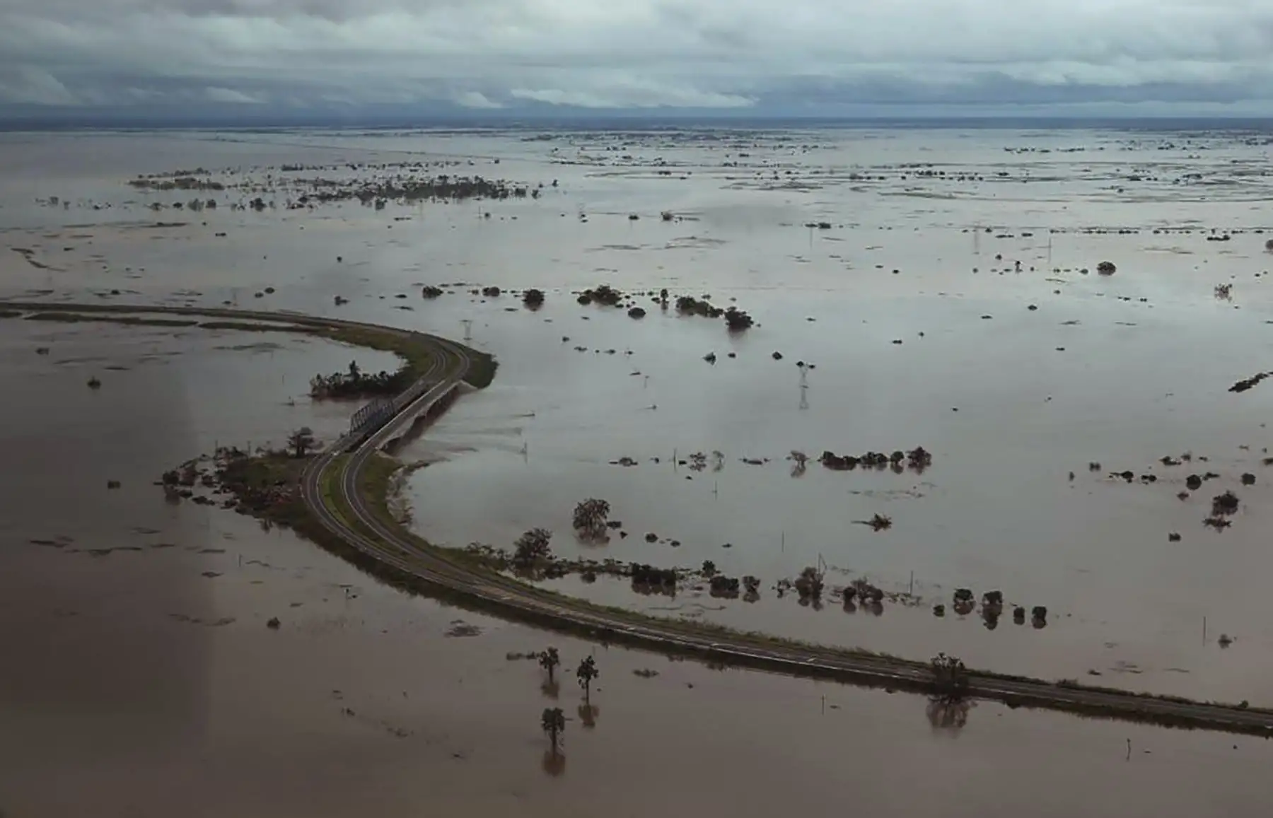 Las Inundaciones causadas por el ciclón Idai en Mozambique y Zimbabwe causo la muerte de 162 personas. Foto: AFP