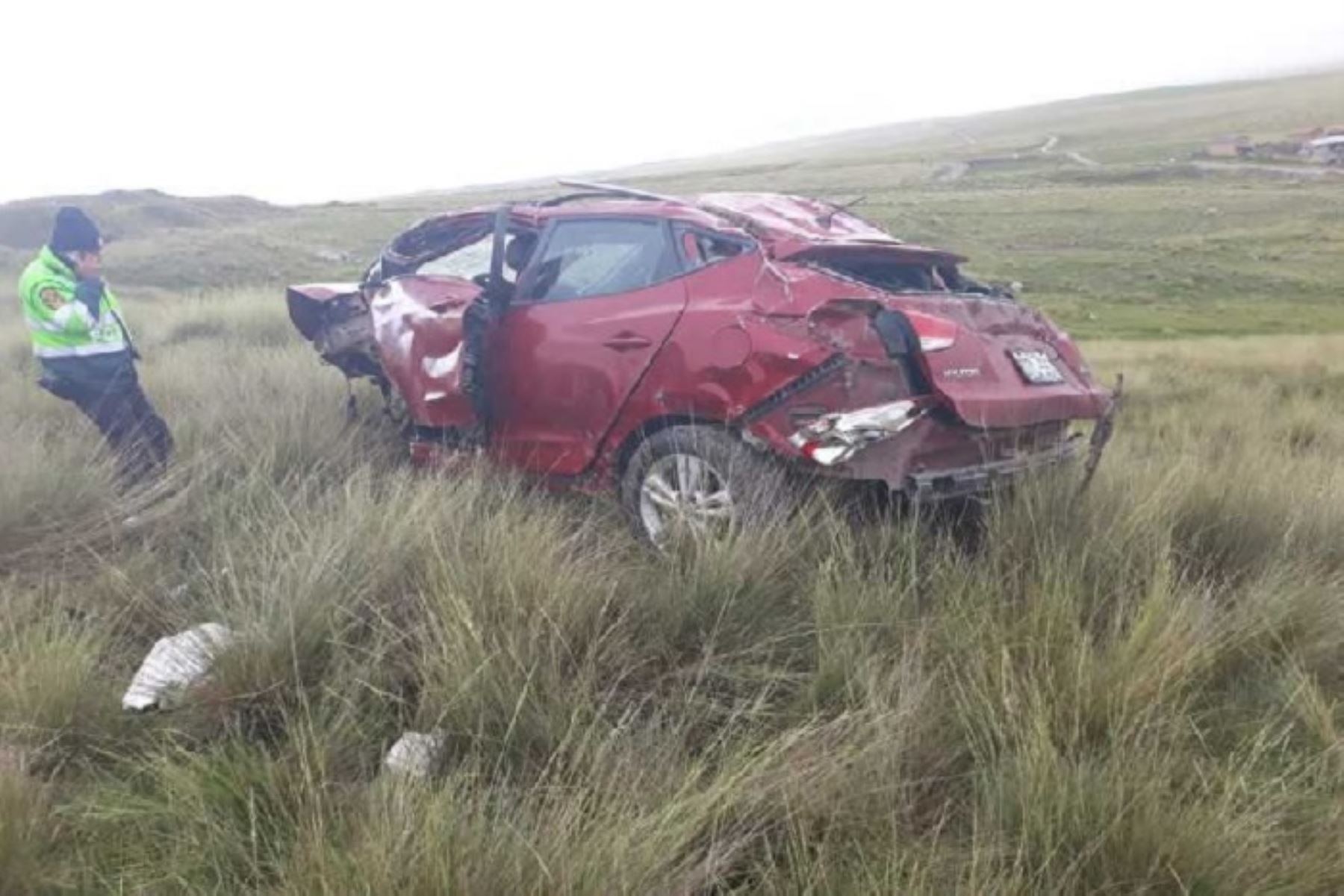 Un muerto y un herido dejó el accidente de tránsito que se produjo en el kilómetro 51 +300 de la Carretera Central, en el tramo Pasco – La Oroya, cerca de la provincia de Junín.