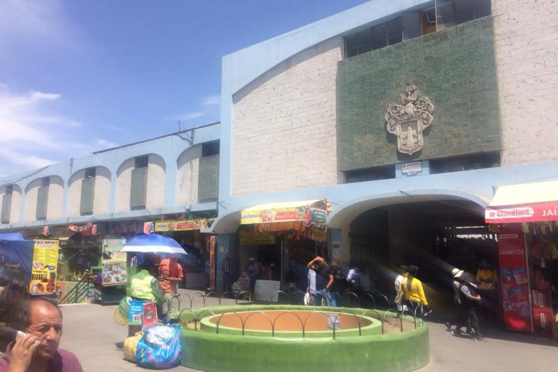 Mercado San Camilo de Arequipa se suma a campaña para reducir el uso de plástico y tecnopor. ANDINA