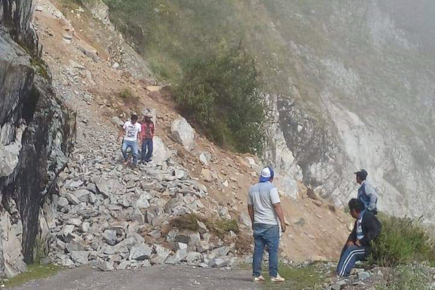 Deslizamientos afectan otra vía de provincia ancashina de Bolognesi. ANDINA