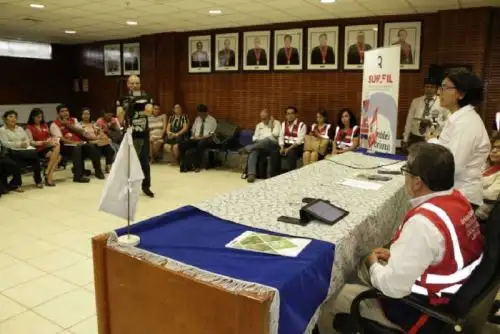 El Ministerio de Trabajo y Promoción del Empleo (MTPE) brindará a las autoridades de la región Loreto la debida asistencia técnica, a través del programa Trabaja Perú, para que puedan participar en la presentación de proyectos que generen puestos de trabajo temporales a pobladores identificados en situación de pobreza y pobreza extrema desempleados.ANDINA/Difusión