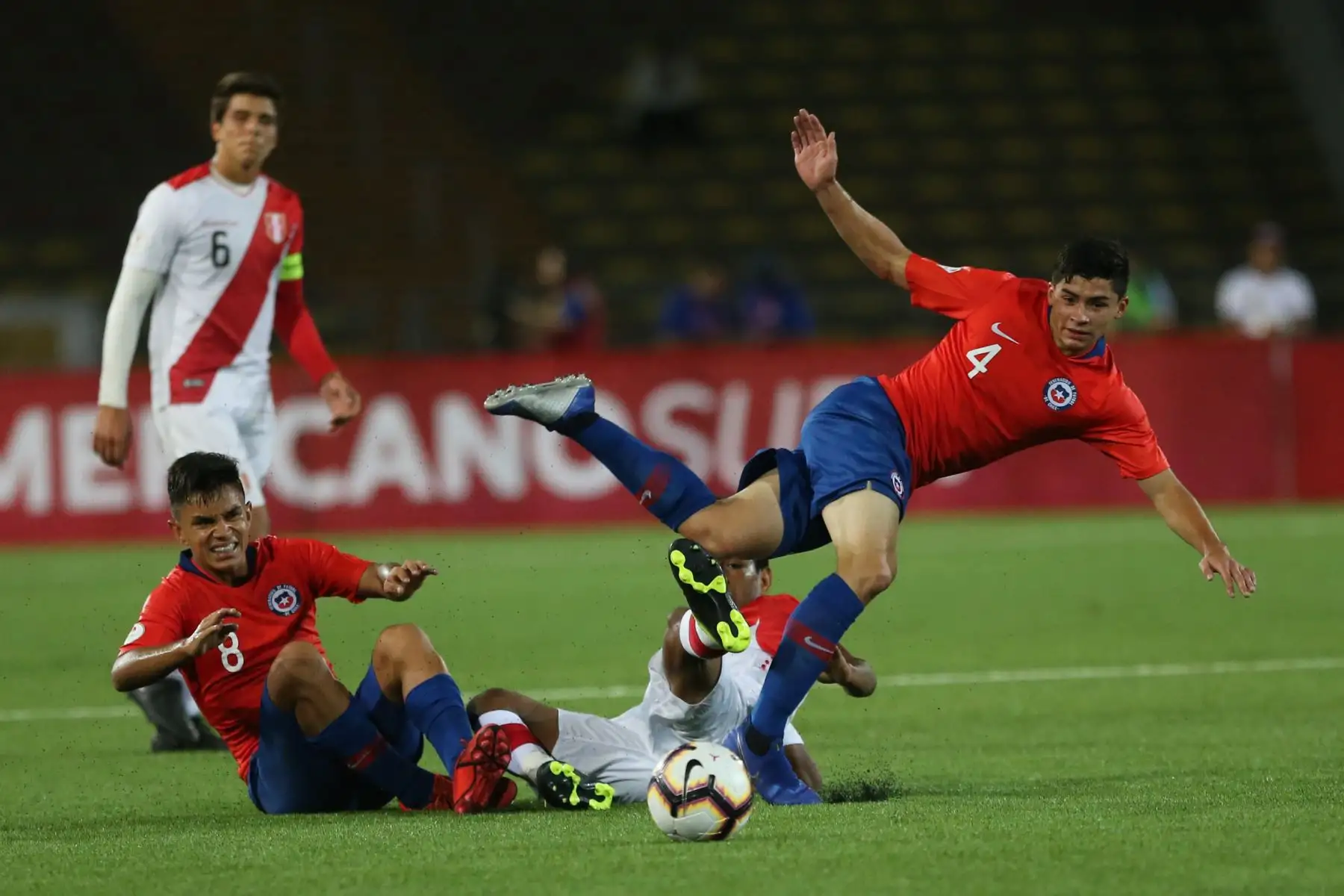 Partido entre Perú vs Chile, del Grupo A del Campeonato Sudamericano Sub 17, en el estadio de la UNMSM. Foto: ANDINA/ Jhony Laurente