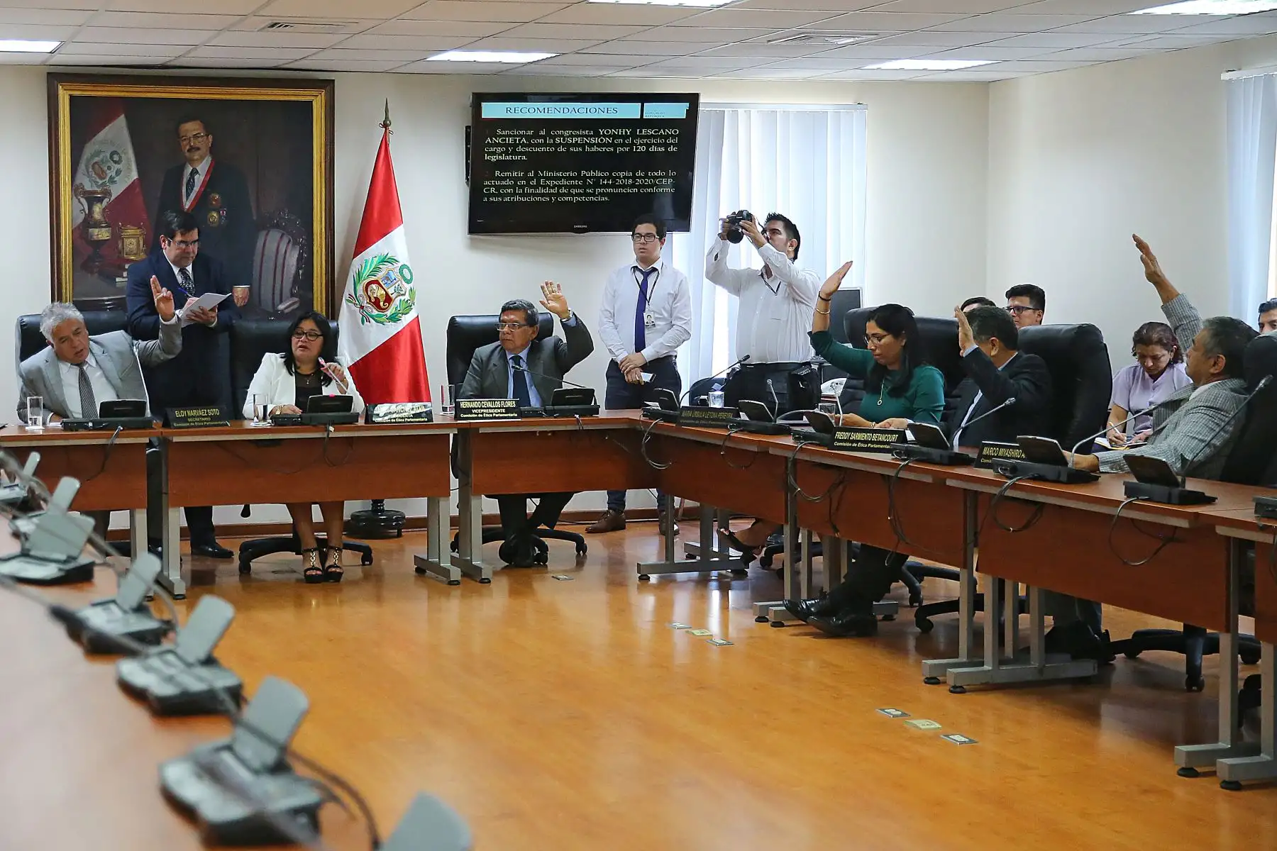 Comisión de Ética debate informe que recomienda suspender a Lescano por 120 días. Foto: ANDINA/ Vidal Tarqui