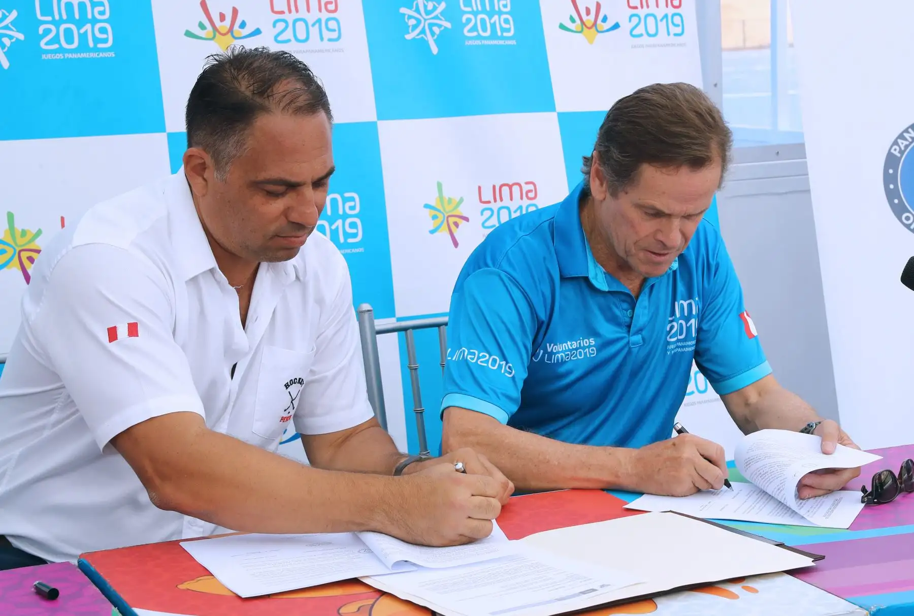 El Comité Organizador de los XVIII Juegos Panamericanos Lima 2019 hace la entrega oficial del campo de juego de Hockey sobre césped en el Complejo Deportivo María del Triunfo. Foto: ANDINA/Norman Córdova