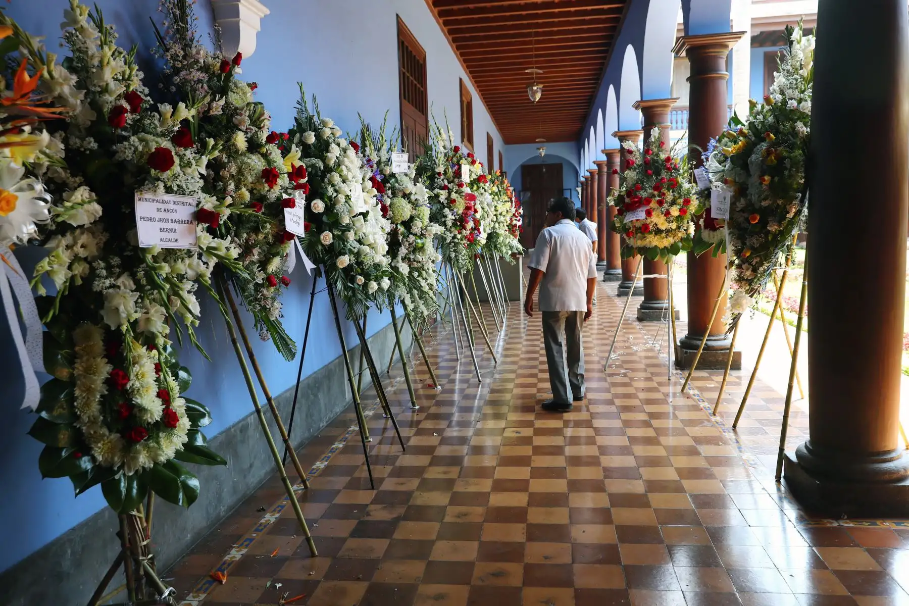 Restos del  periodista César Lévano, son velados en la Casona de San Marcos .Foto: ANDINA/Norman Córdova