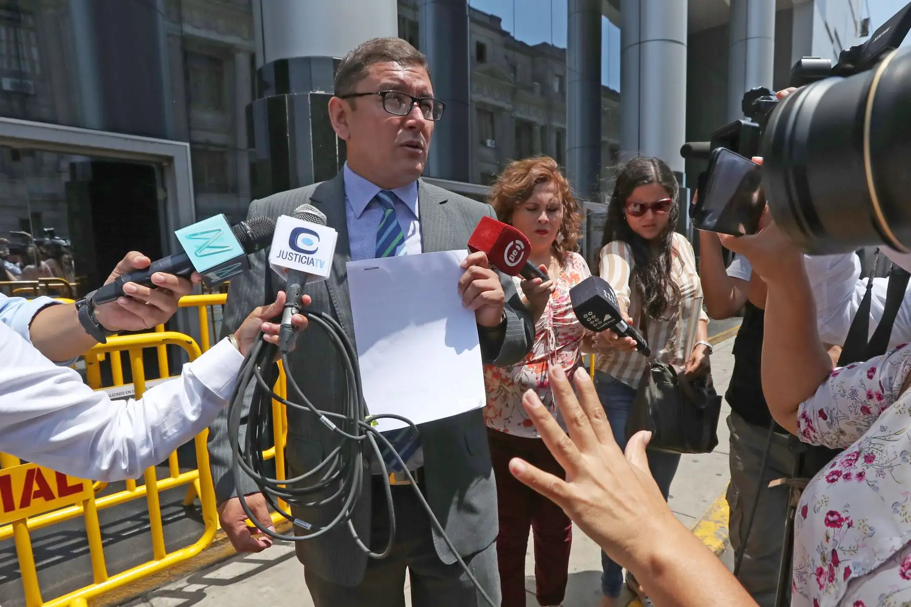 Henry Amenabar, fiscal adjunto del caso Lava jato declara tras entregar los folios de colaboración eficaz con Odebrech. Foto: ANDINA/Melina Mejía