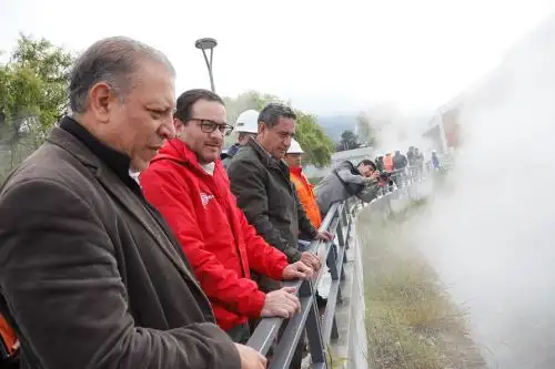 El ministro de Comercio Exterior y Turismo, Edgar Vásquez, supervisó avance de obras en el complejo de Baños del Inca.