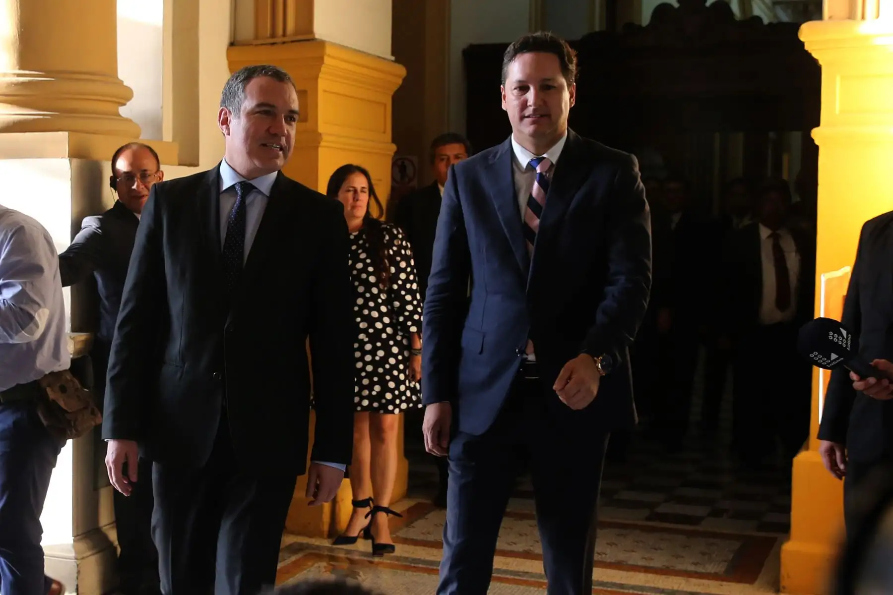 El presidente del Consejo de Ministros Salvador del Solar,  se reunió con el titular del Poder Legislativo, Daniel Salaverry, en el congreso de la república.Foto: ANDINA/Jhony Laurente