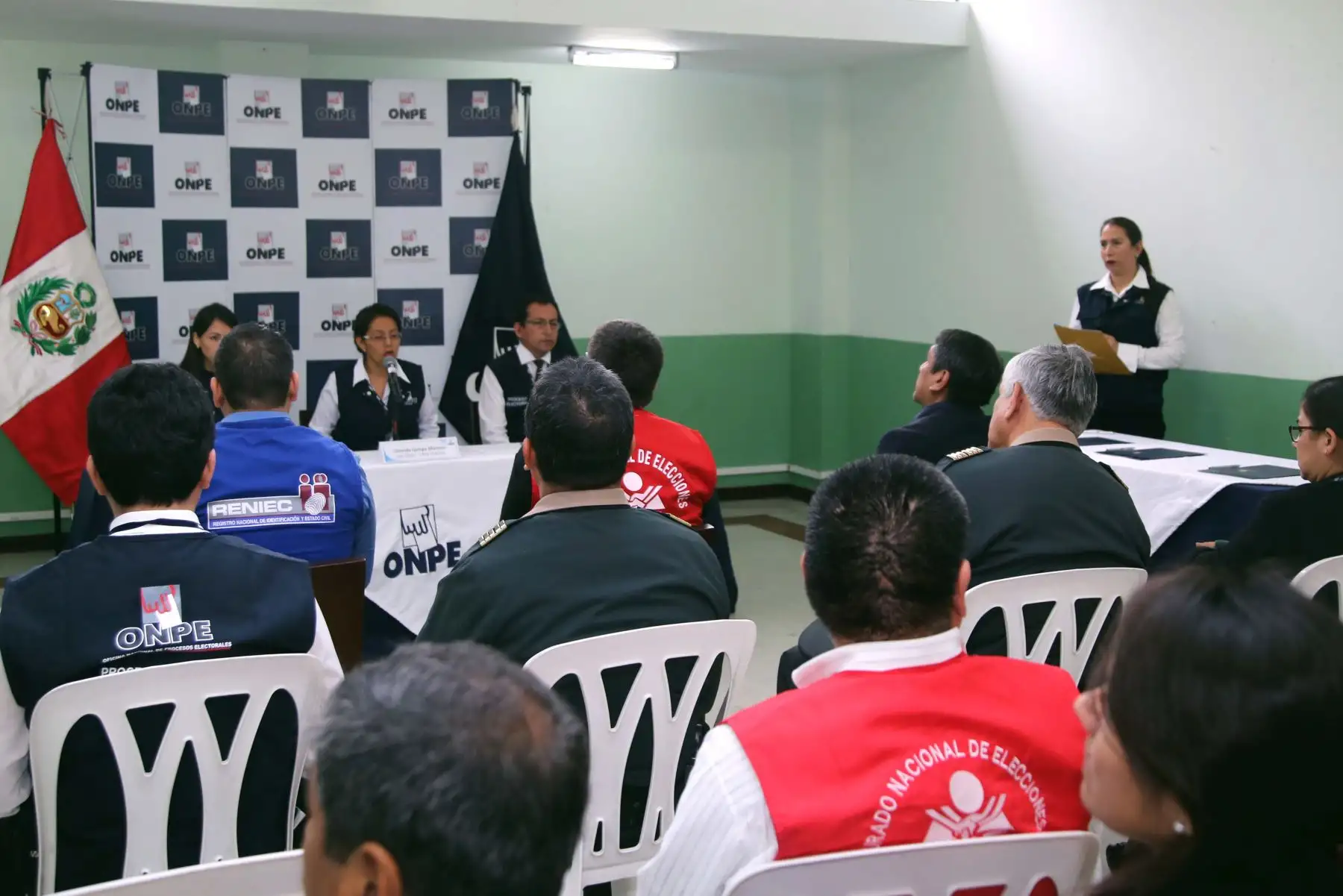 La ONPE informó que instalará cuatro y no ocho oficinas descentralizadas de procesos electorales (ODPE), como tenía previsto.