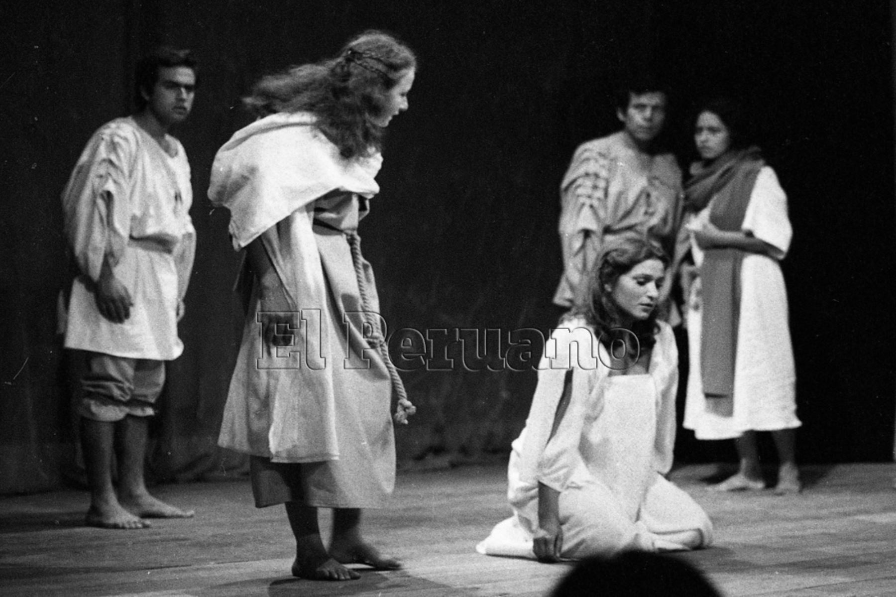 Lima - 19 abril 1978 / Escena de la obra teatral "Electra"