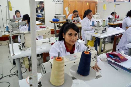 El Ministerio de Trabajo ofrece 540 becas de capacitación para jóvenes de Lima Norte. Foto: ANDINA/Difusión.