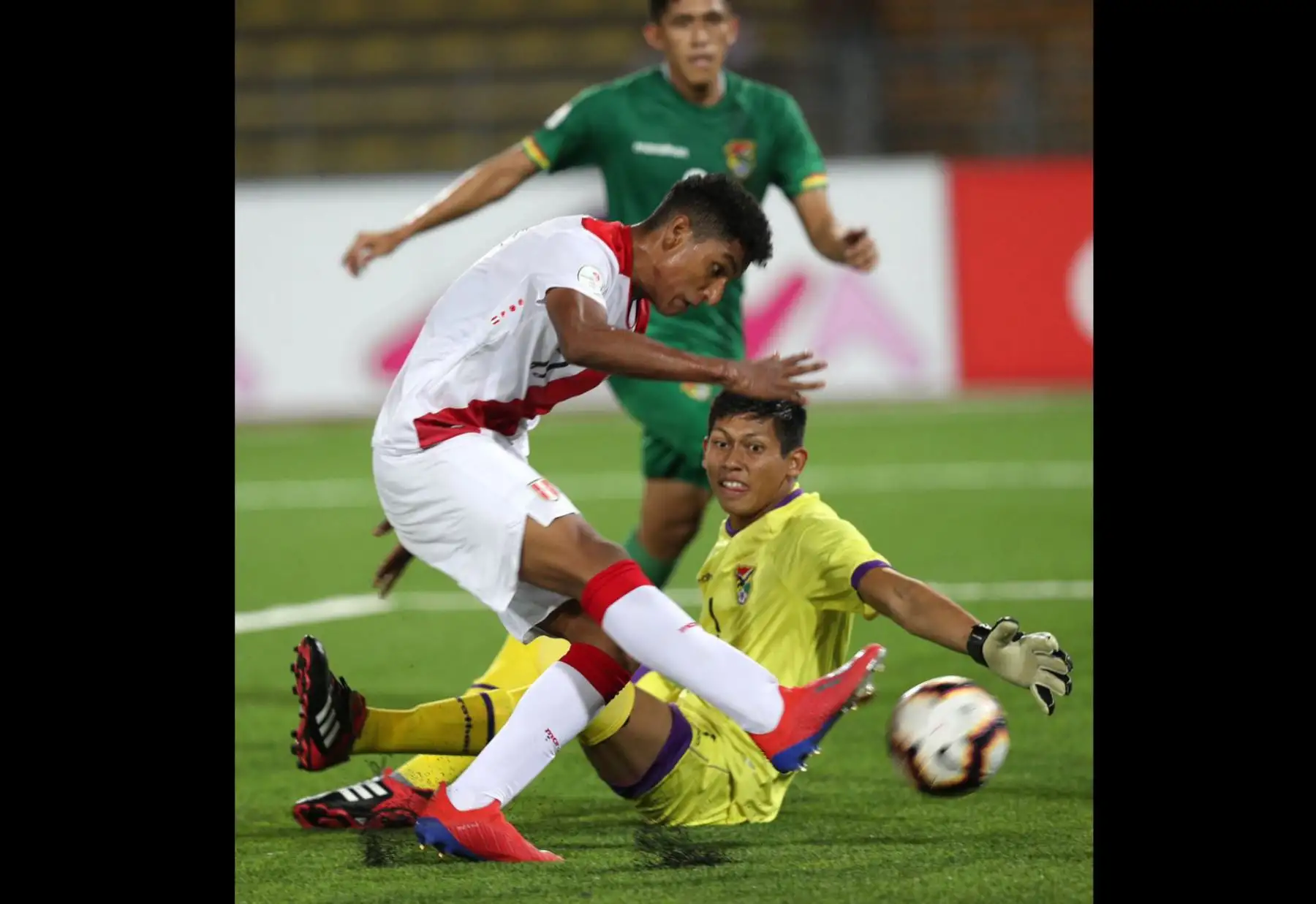 Perú vence 3-1 a su similar de Bolivia por el Sudamericano Sub 17 en el estadio San Marcos.Foto: ANDINA/FPF