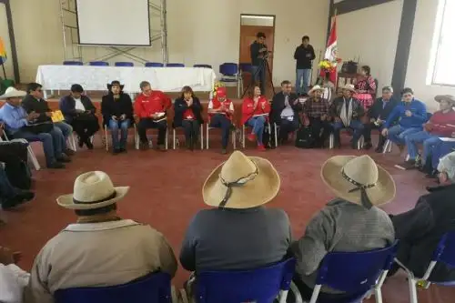 Ante los últimos sucesos producidos en torno a su operación, Minera Las Bambas reconoce el esfuerzo de las autoridades del Gobierno central para buscar una solución a través del diálogo y ratifica su plena disposición a contribuir en ello, en favor del desarrollo de la región Apurímac y del Perú. Cortesía