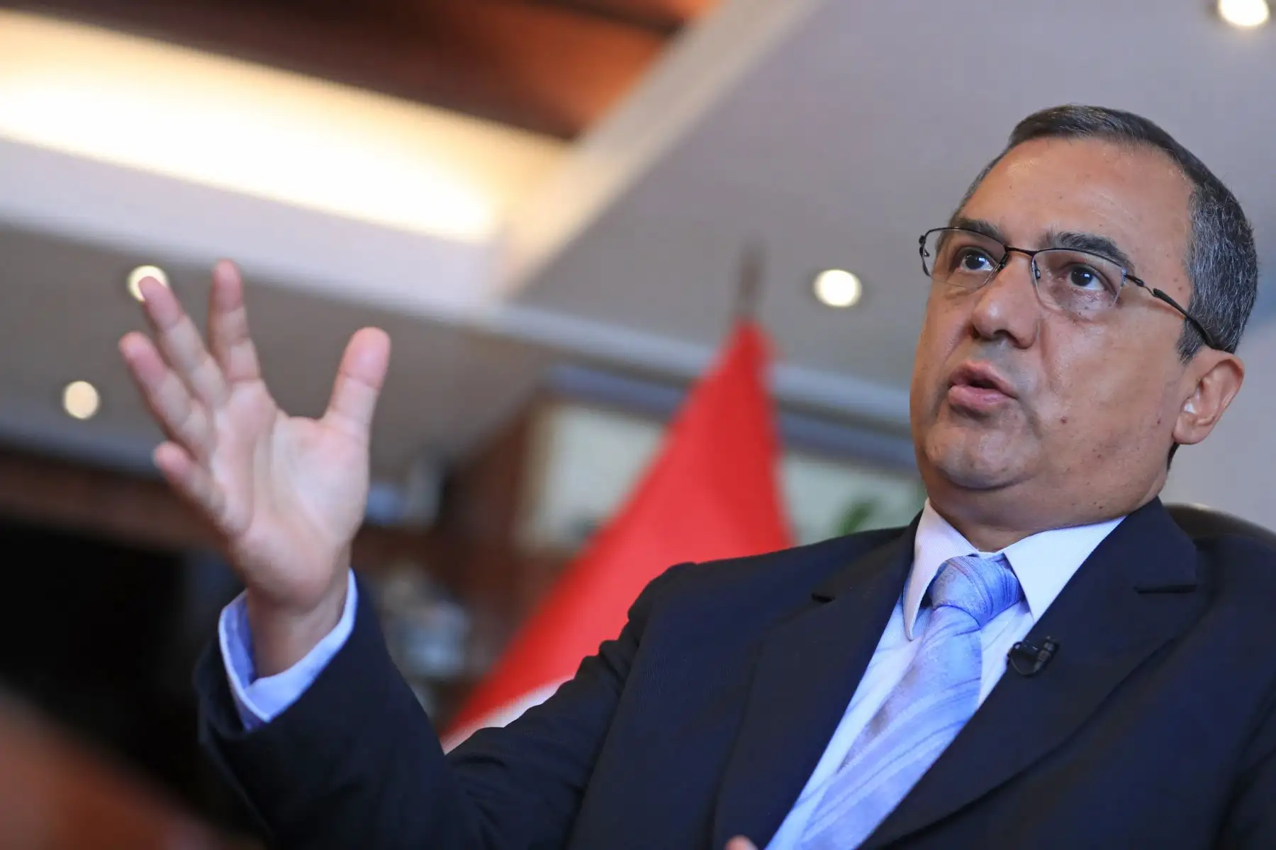 Ministro de Economía y Finanzas, Carlos Oliva.