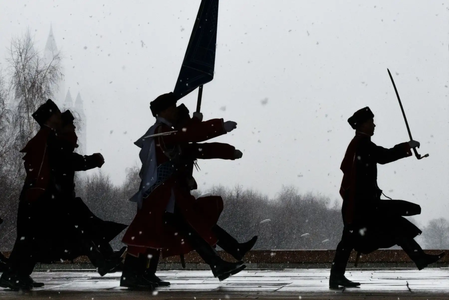 Cadetes rusos marchan durante la reunión anual de escuelas de cadetes en Moscú. Foto: AFP