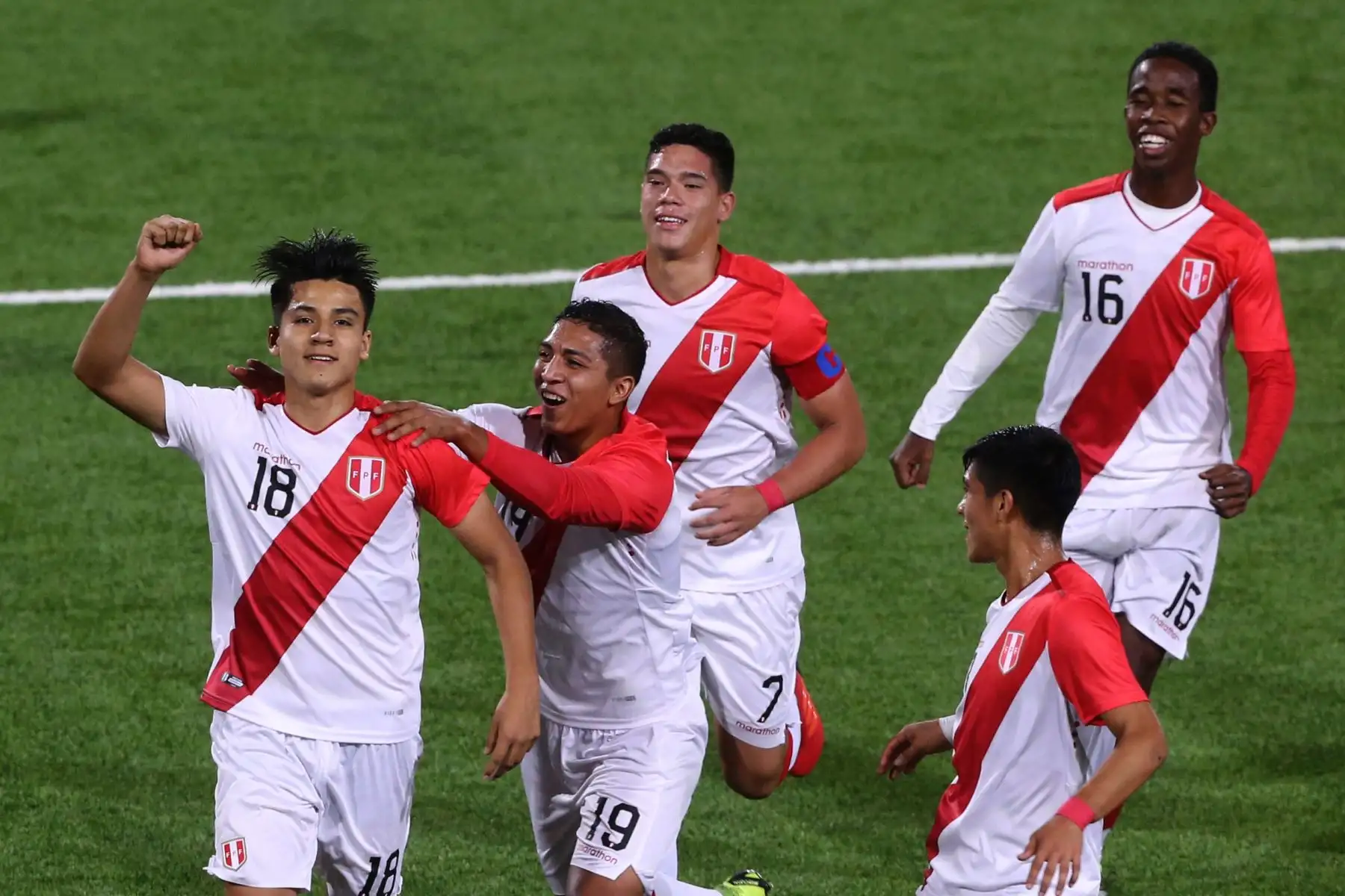 La selección sub-17 de Perú clasificó al hexagonal final del torneo Sudamericano Sub-17, tras vencer por 2-0 a Ecuador.Foto: ANDINA/Jhony Laurente