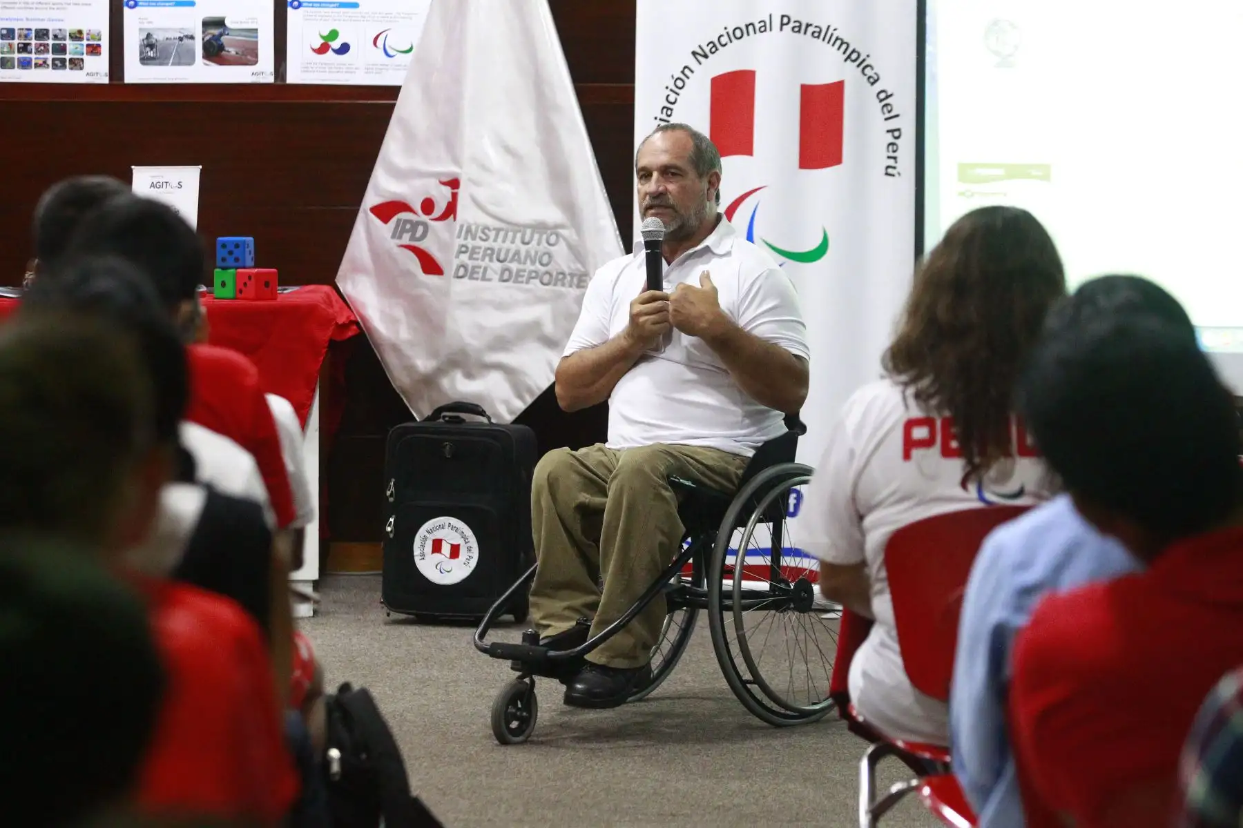 La Asociación Nacional Paralímpica del Perú – ANPPERU realiza el Taller de concientización llamado “I´m POSSIBLE” el cual busca sensibilizar y concientizar a las personas a través de charlas y actividades lúdicas que permitan conocer todo lo referente al Movimiento Paralímpico. Foto: ANDINA/Eddy Ramos
