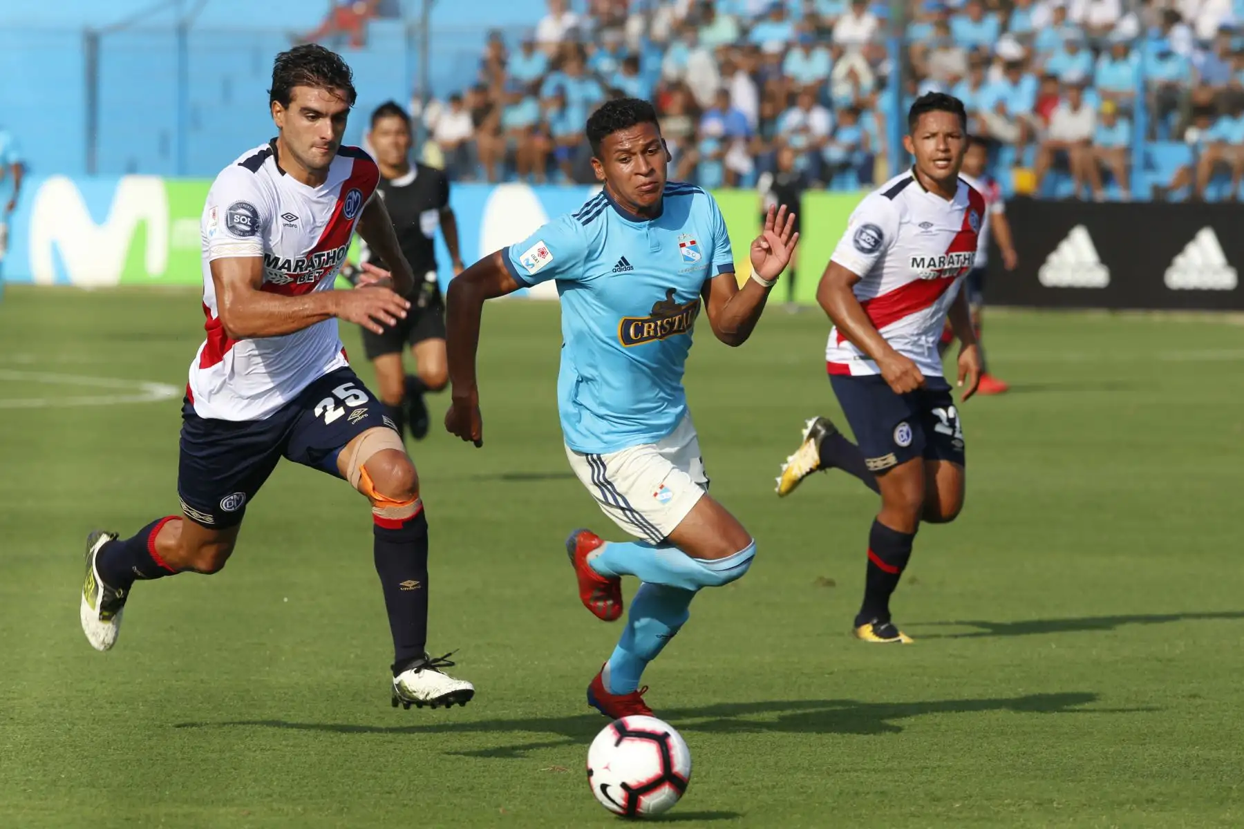 Sporting Cristal gana por 2 goles a 0 al Municipal. Foto: ANDINA/Nathalie Sayago