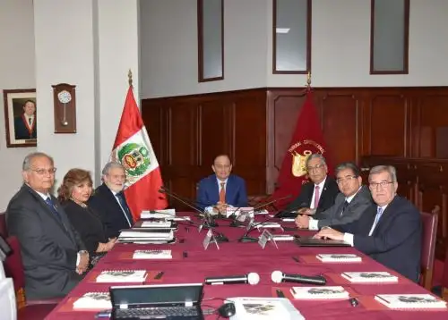 Presidente del Tribunal Constitucional, Ernesto Blume, participó en la reunión de la comisión especial que elegirá a la Junta Nacional de Justicia (JNJ).