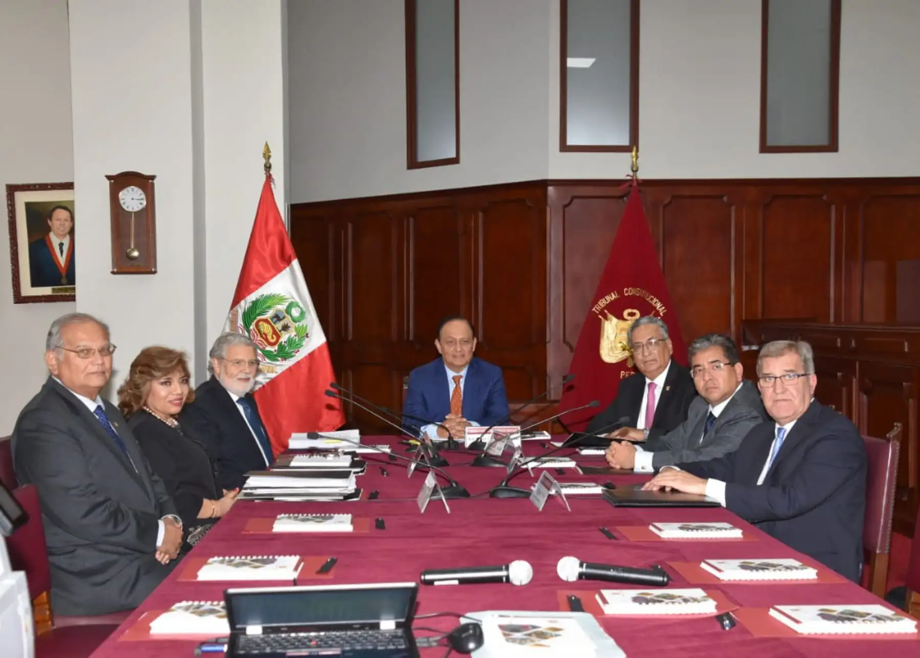 Presidente del Tribunal Constitucional, Ernesto Blume, participó en la reunión de la comisión especial que elegirá a la Junta Nacional de Justicia (JNJ).