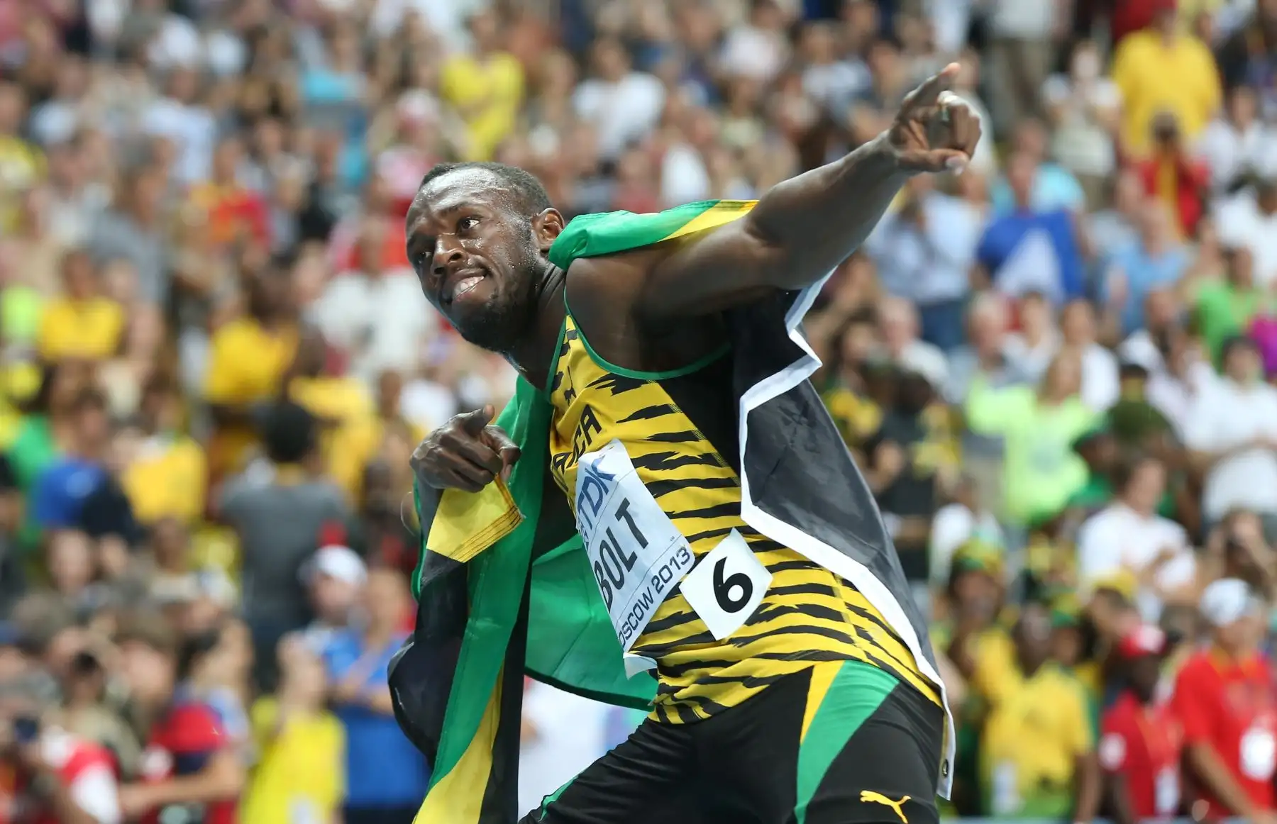 Usain Bolt de Jamaica gana la final de 100 metros en el Campeonato Mundial de la IAAF 2013 en el estadio Luzhniki en Moscú. Foto: AFP