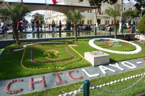 Si se tiene previsto viajar al norte del Perú aprovechando el próximo feriado largo por Semana Santa, una excelente opción es visitar la región Lambayeque. Sus deslumbrantes atractivos turísticos llenos de historia y cultura ancestrales, paisajes naturales de ensueño, suculenta gastronomía y la hospitalidad de sus habitantes son el motivo central para vivir una experiencia inolvidable. ANDINA/Difusión