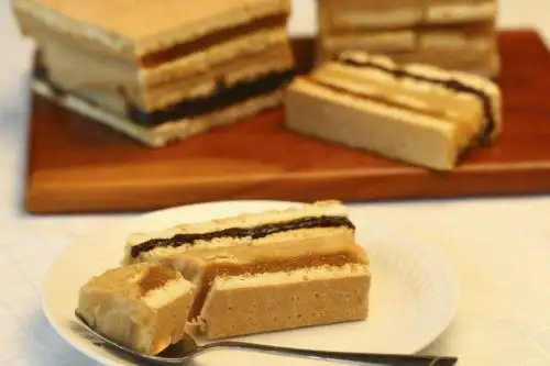 El king kong, galletas rellenas de manjar blanco, dulce de piña y de maní, es el postre emblemático de la región Lambayeque. Foto: ANDINA/Difusión