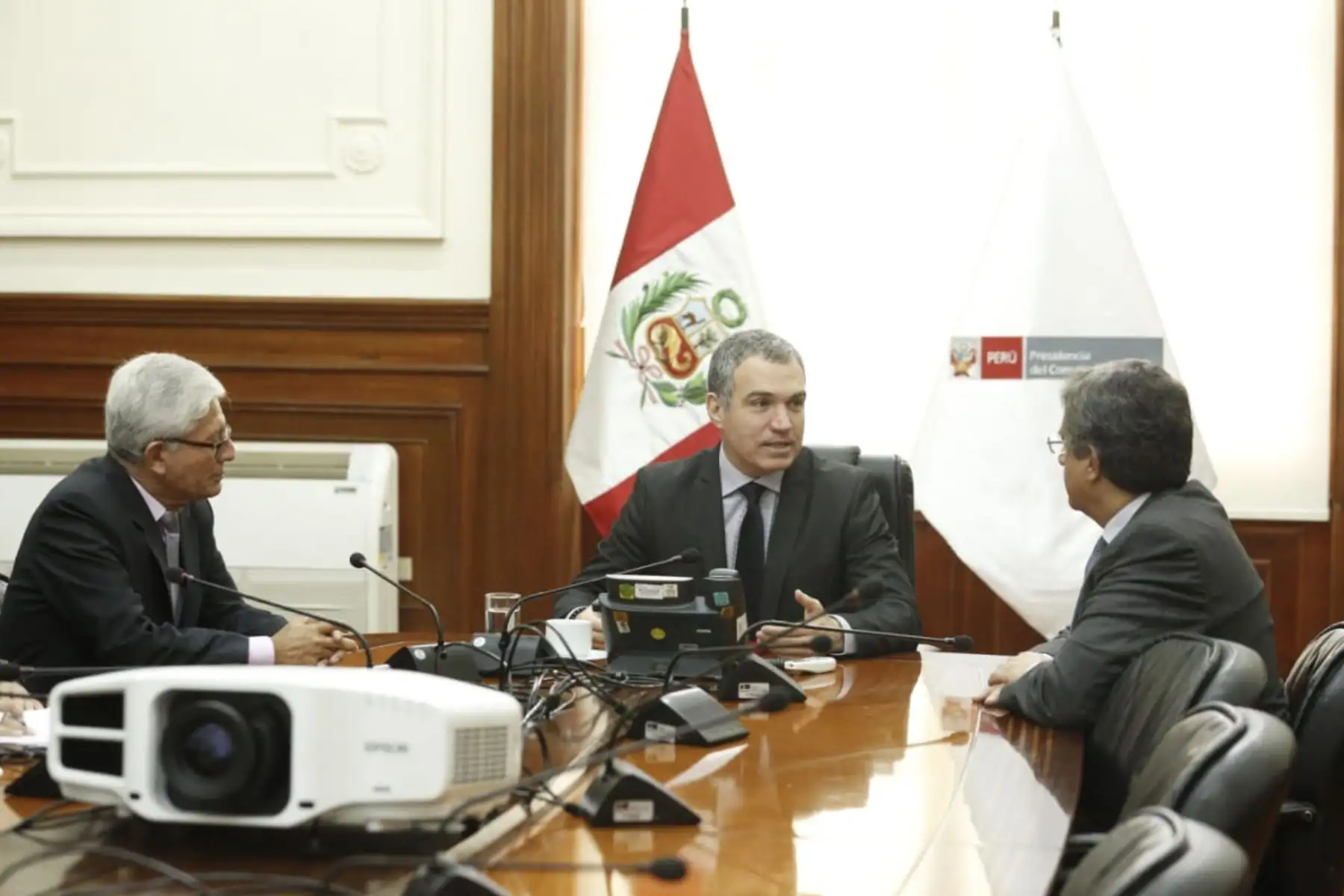 Salvador del Solar recibe a congresistas de bancada Concertación Parlamentaria