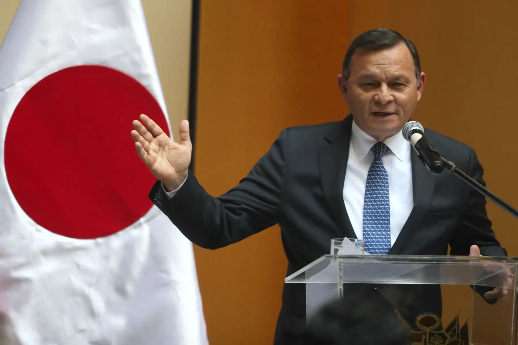 Canciller Néstor Popolizio acompañado del Viceministro de Asuntos Exteriores del Japón, Kiyoto Tsuji, participan de la ceremonia del Día de la Amistad Perú - Japón al cumplirse los 120 años de migración japonesa.  Foto: ANDINA/Melina Mejía