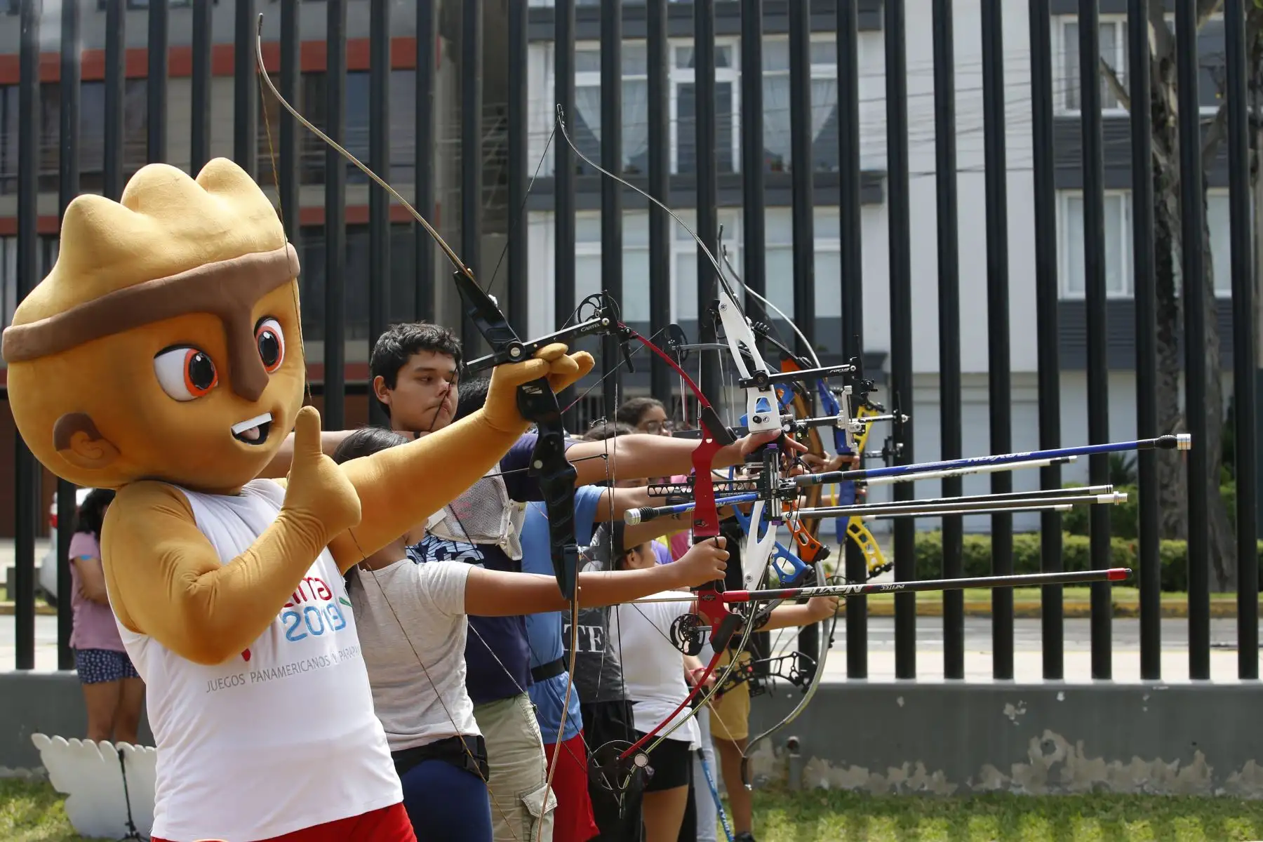 Panamericanos Lima 2019. Milco visita el Complejo Deportivo Municipal de San Isidro