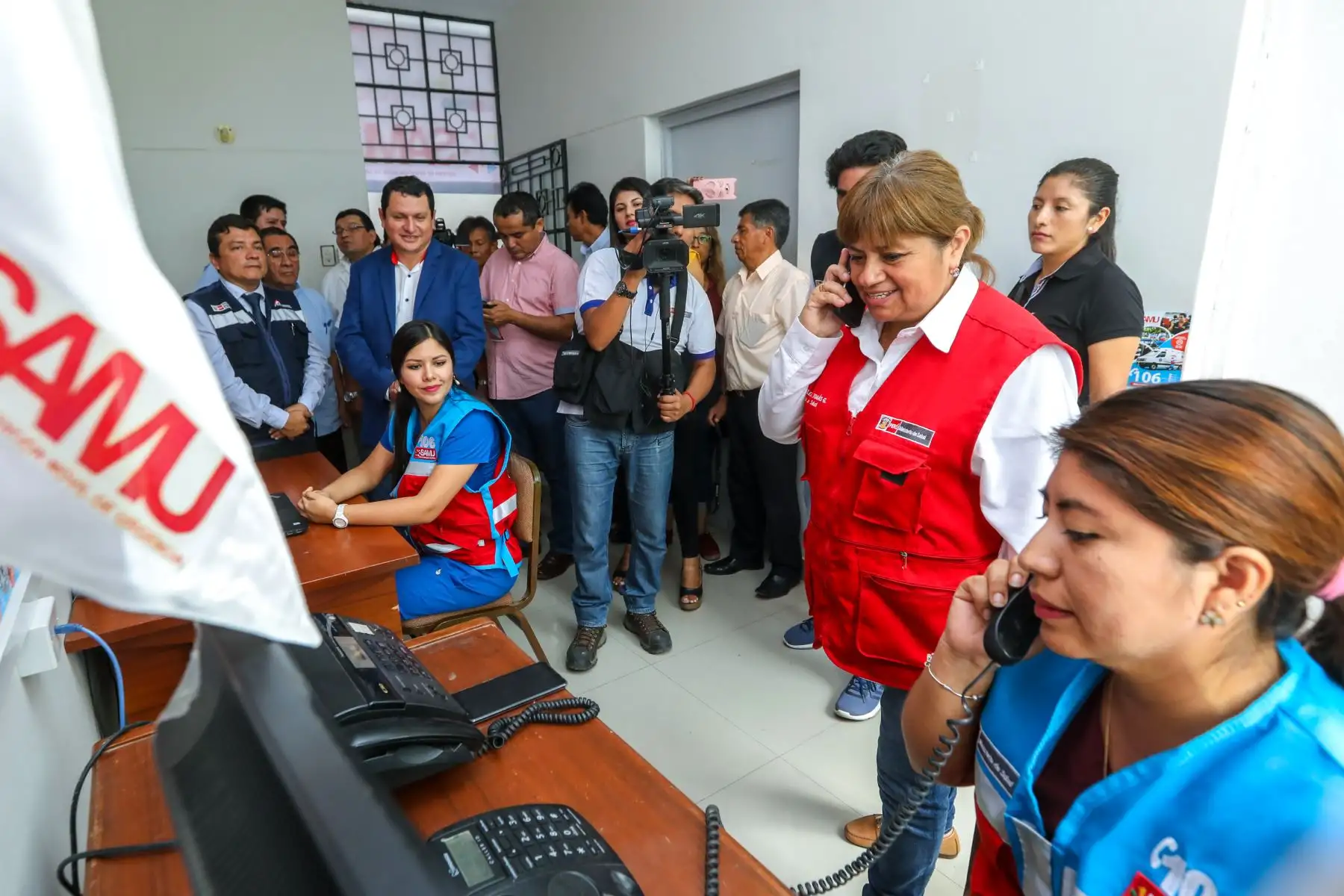 La ministra de Salud, Zulema Tomás Gonzáles, inauguró el Sistema de Atención Móvil de Urgencia (SAMU) del Ministerio de Salud,en la Dirección Regional de Salud (Diresa) de Piura, servicio que consta de la central telefónica 106, que beneficiará a casi dos millones de habitantes de la región.Foto: ANDINA/Minsa