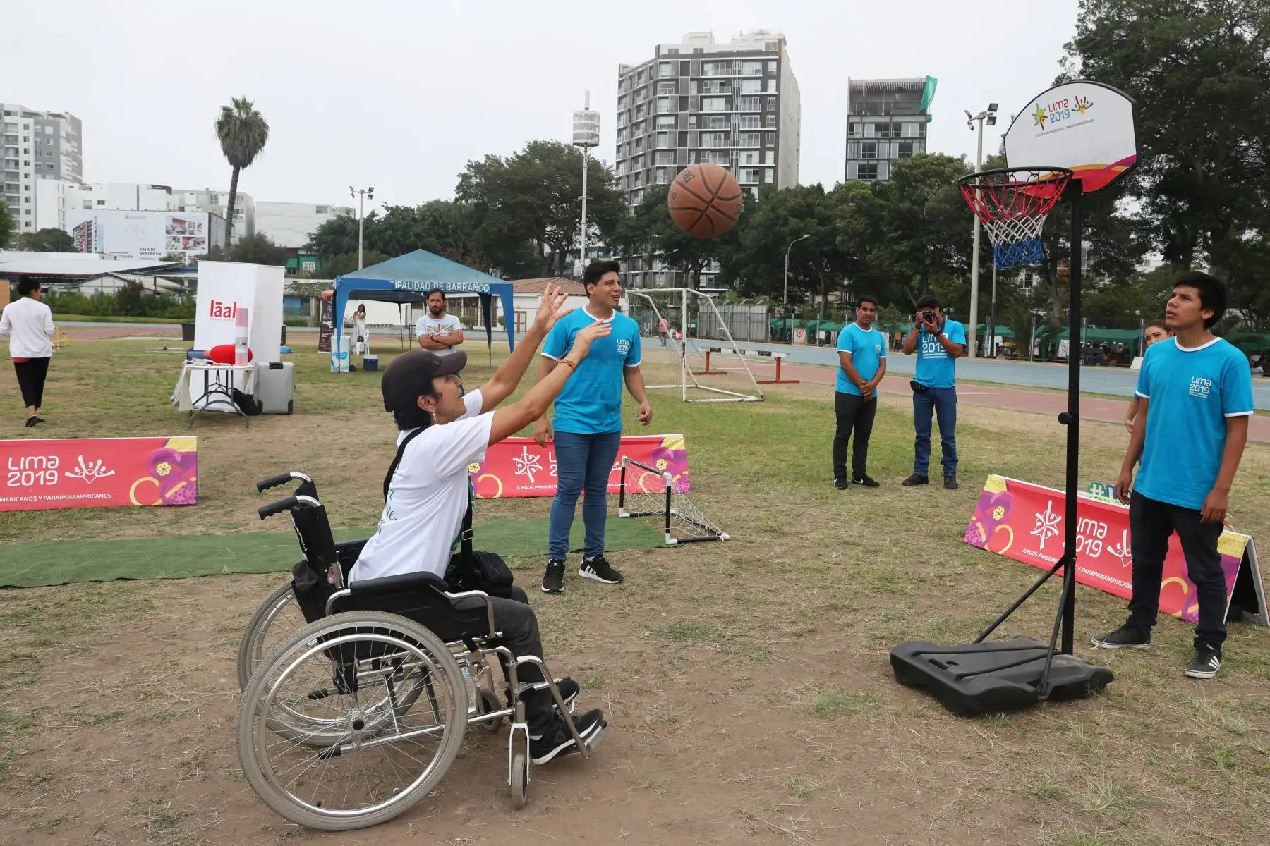 Los Juegos Panamericanos y Parapanamericanos Lima 2019 estuvieron presentes en la celebración del Día Mundial de la Actividad Física organizada por la municipalidad de Barranco.  Foto: ANDINA/Melina Mejía
