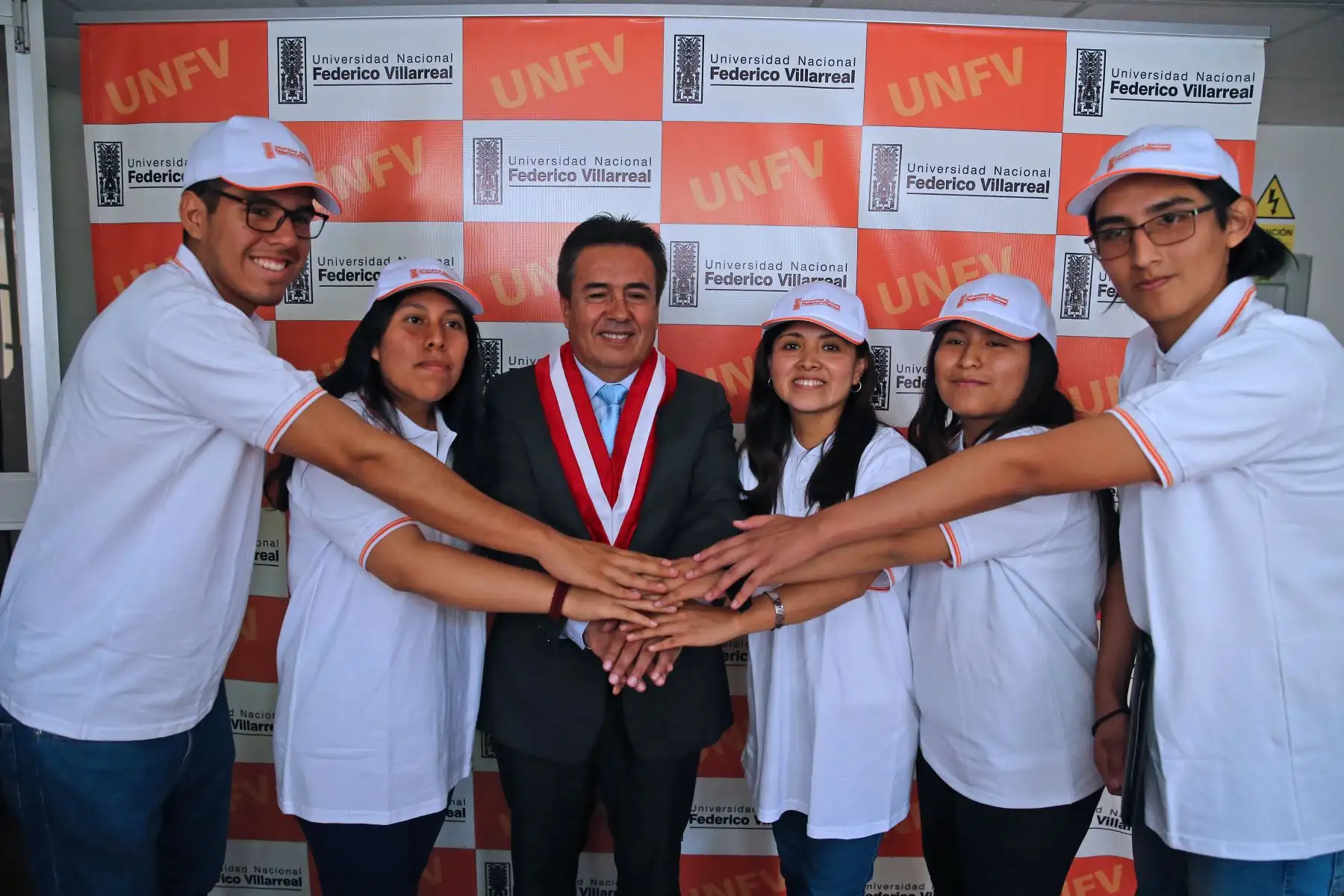 Universidad Nacional Federico Villarreal, realiza la premiación a los mejores ingresantes 2019. Foto: ANDINA/Vidal Tarqui