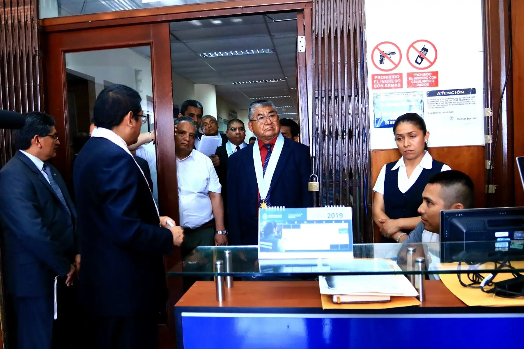 Rosa Venegas, ex asesora de Chávarry participa en el desarrollo de diligencia de reconstrucción del ingreso ilegal a una oficina que había sido lacrada por el fiscal José Domingo Pérez.
Foto: ANDINA/Difusión