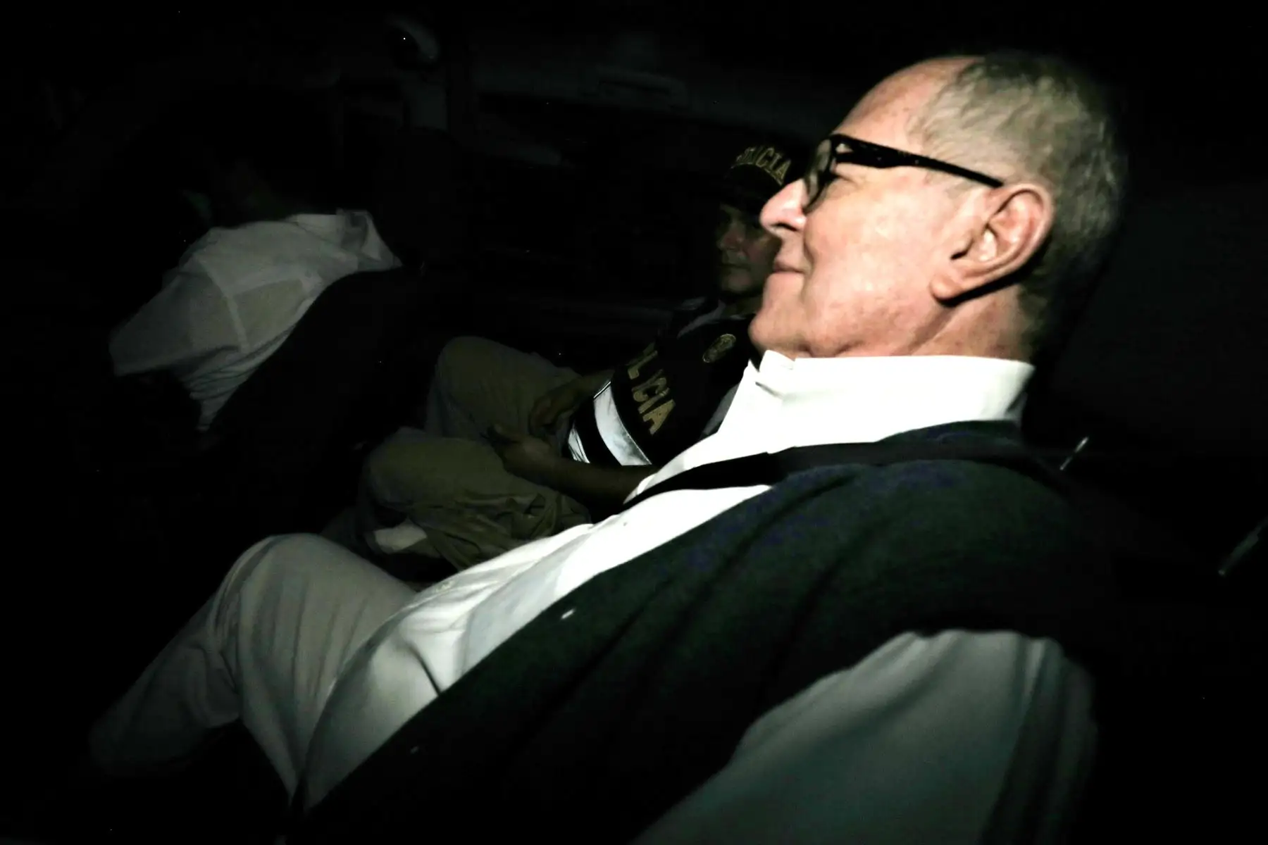 El ex presidente Pedro Pablo Kuczynski sale del Instituto de Medicina Legal y Ciencias Forenses del Ministerio Público tras orden de detención preliminar.Foto: ANDINA/Juan Carlos Guzmán