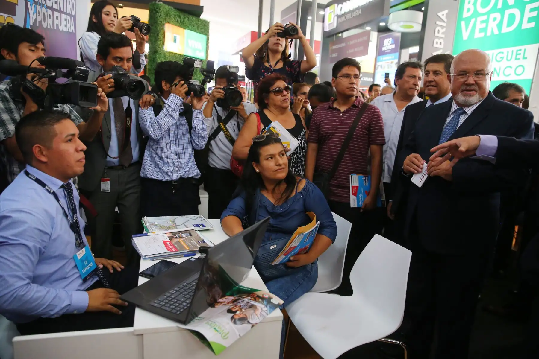 Ministro de Vivienda, Carlos Bruce,  inaugura la Feria Nexo Inmobiliario que ofrece viviendas desde 70  mil soles. Foto: ANDINA/Vidal Tarqui