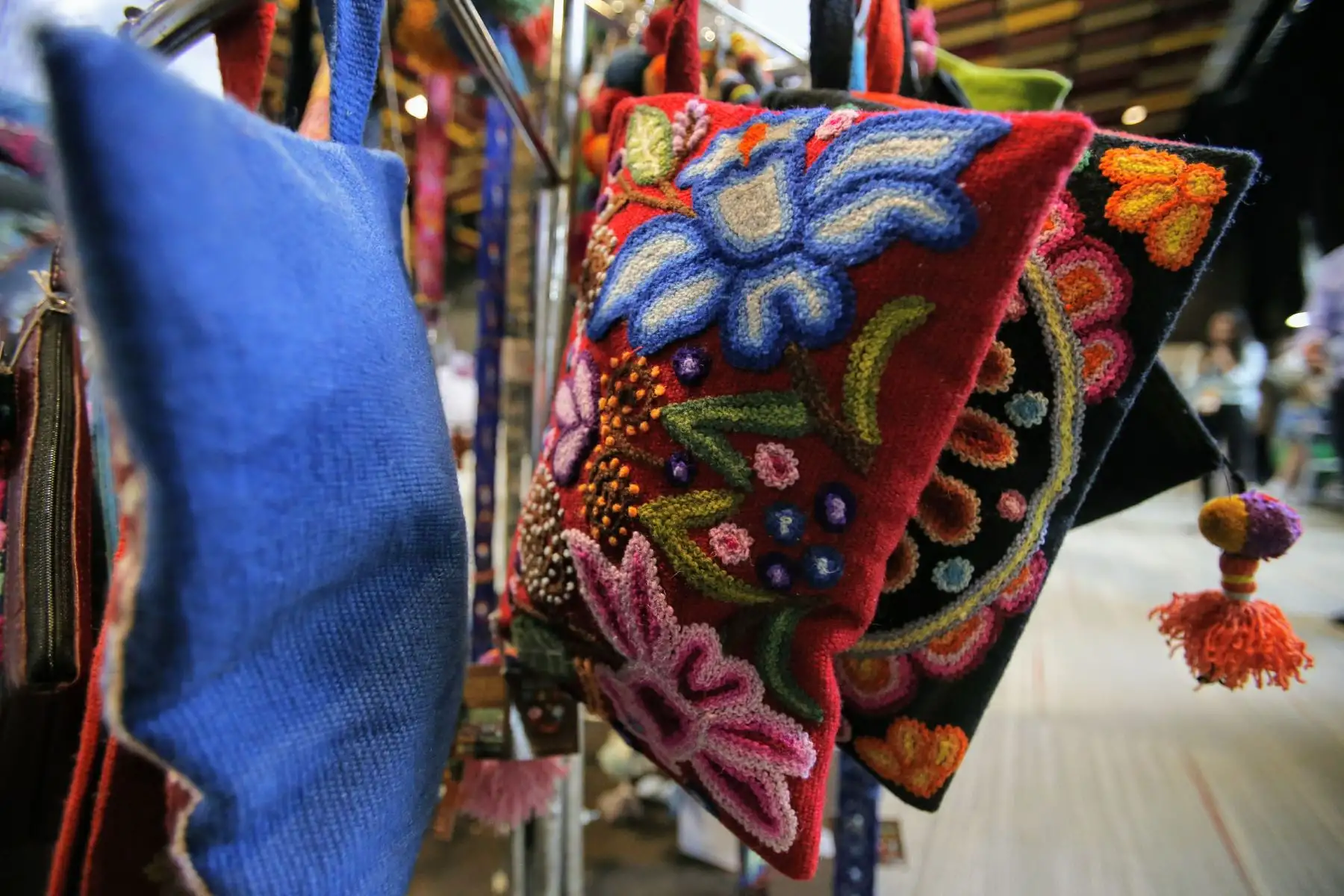 Perú Moda y Perú Moda Deco abren sus puertas al mundo apostando por la moda sostenible, la inauguración contó con la presencia del Ministro de Comercio Exterior y Turismo Edgar Vásquez acompañado de otras personalidades. Foto: ANDINA/Nathalie Sayago